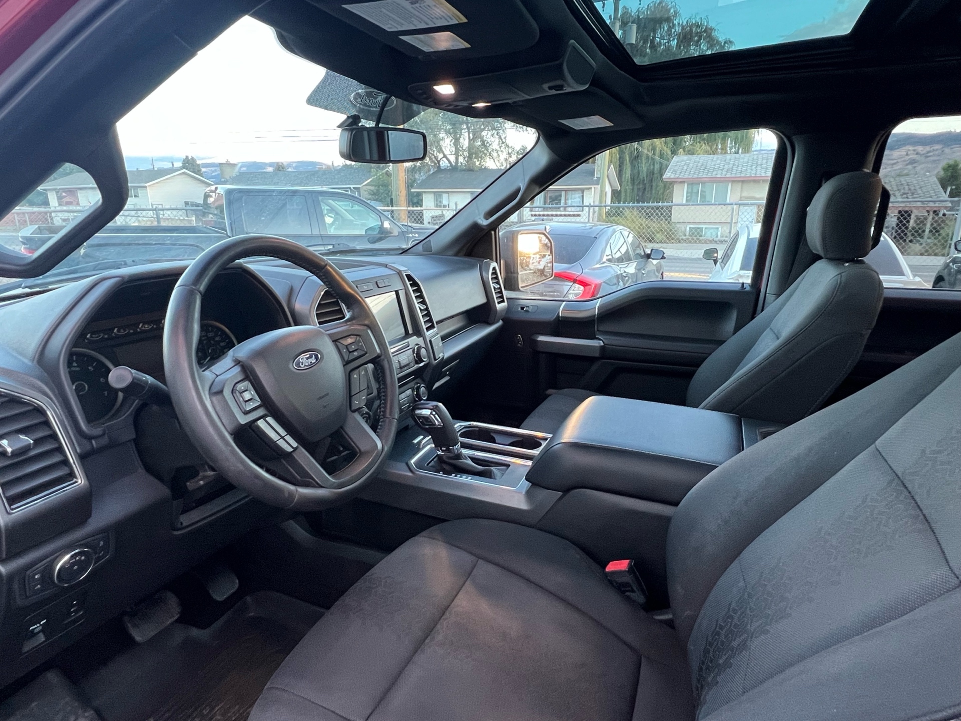/drivehubautosales/2018-Ford-F-150-25880545560329504.jpg