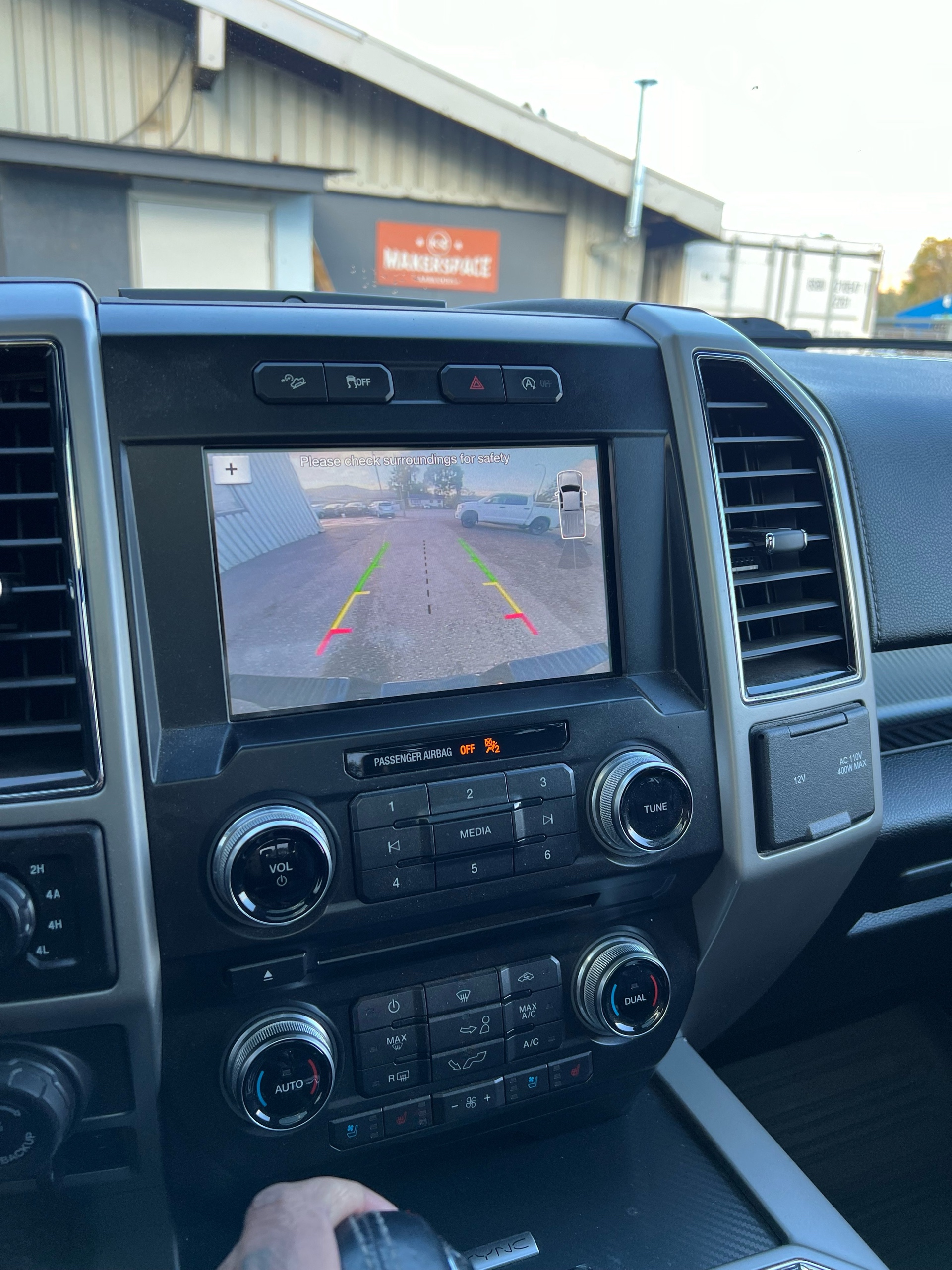 /drivehubautosales/2018-Ford-F-150-3370616121055594.jpg