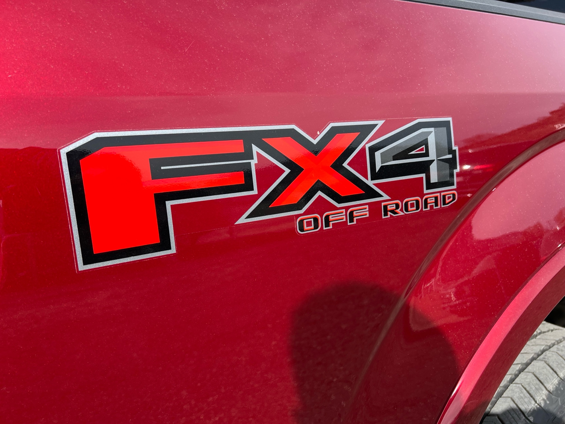 /drivehubautosales/2018-Ford-F-150-4752818189621859.jpg
