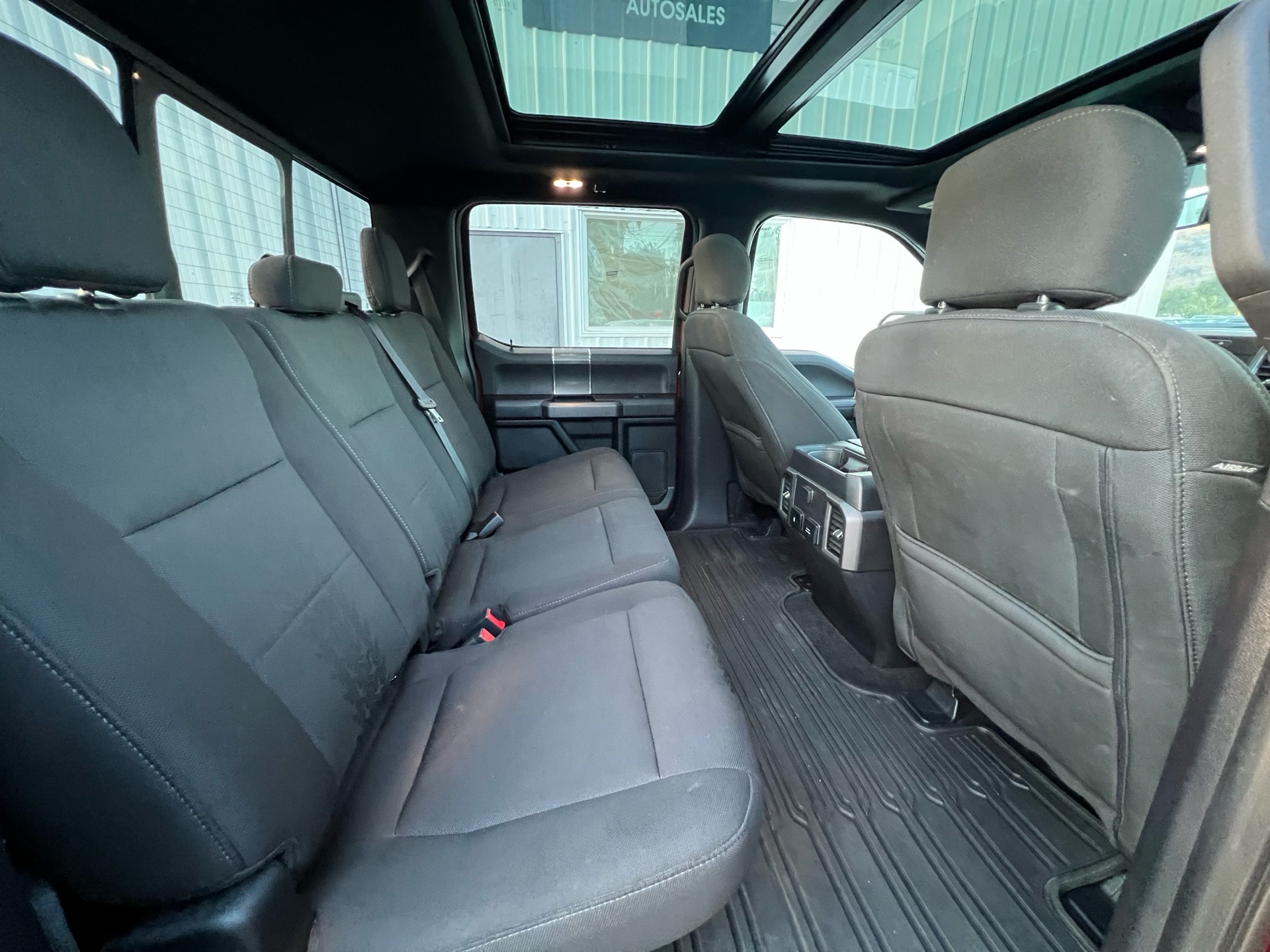 /drivehubautosales/2018-Ford-F-150-6565596333564085.jpg