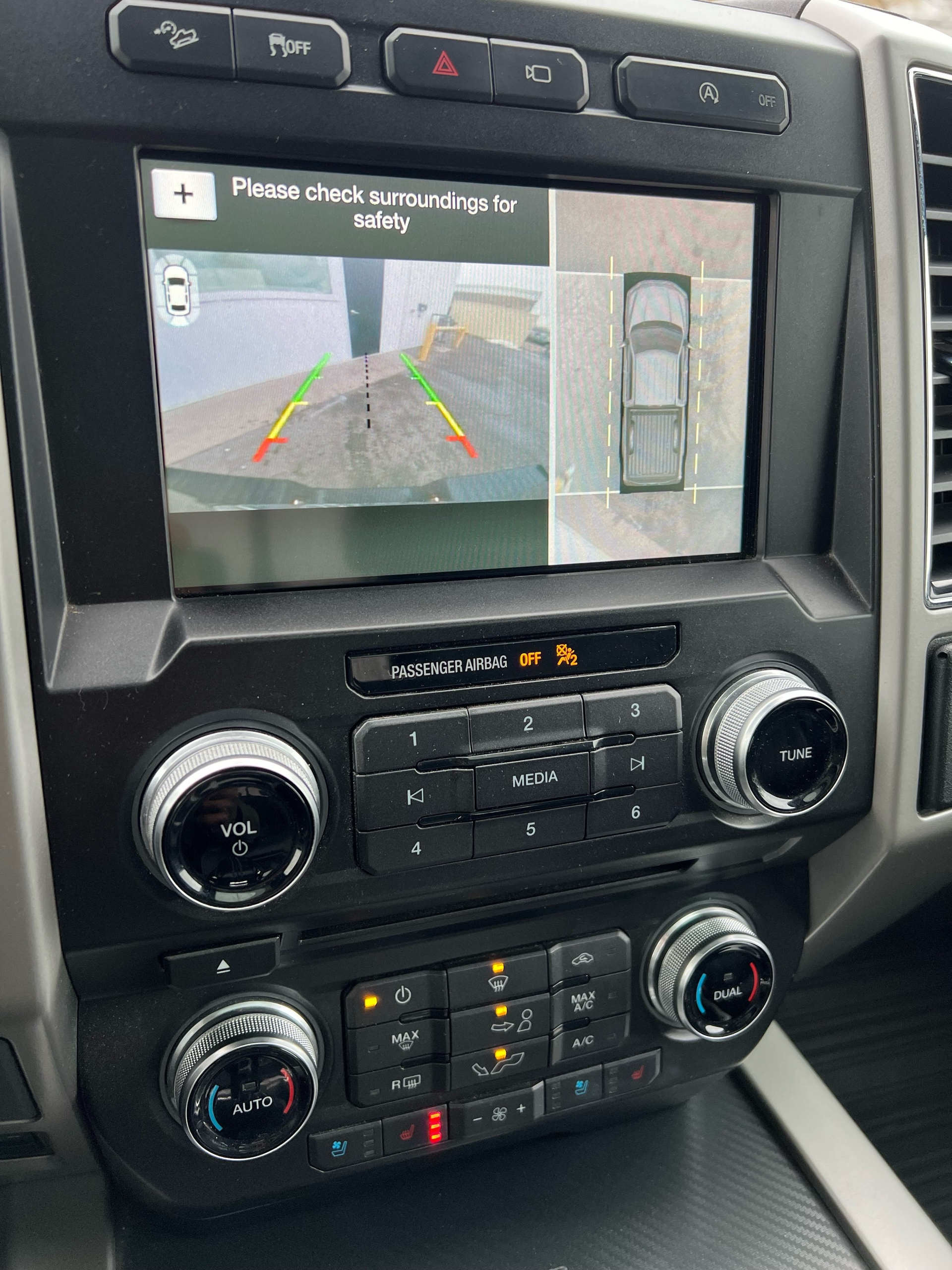 /drivehubautosales/2018-Ford-F150-2643925080667977.jpg