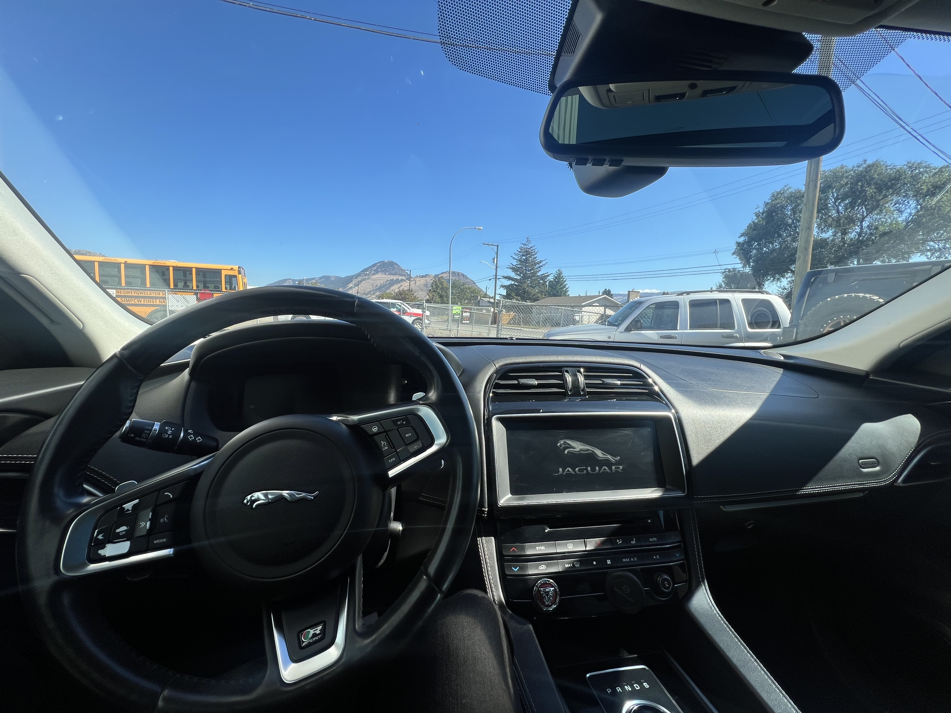 /drivehubautosales/2018-Jaguar-F-PACE-6821365104070409.jpg