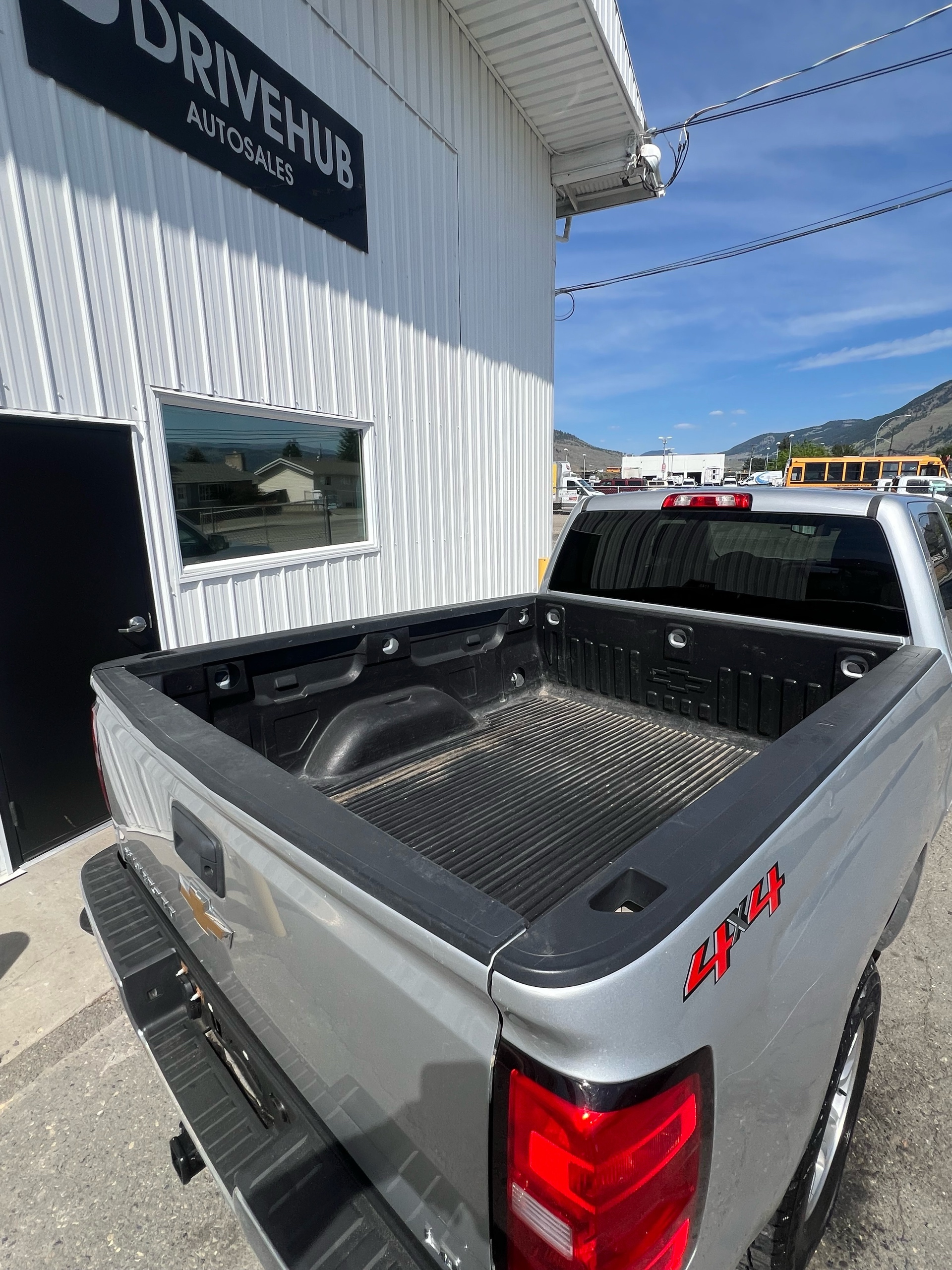 /drivehubautosales/2019-Chevrolet-Silverado1500-8144653494891829.jpg