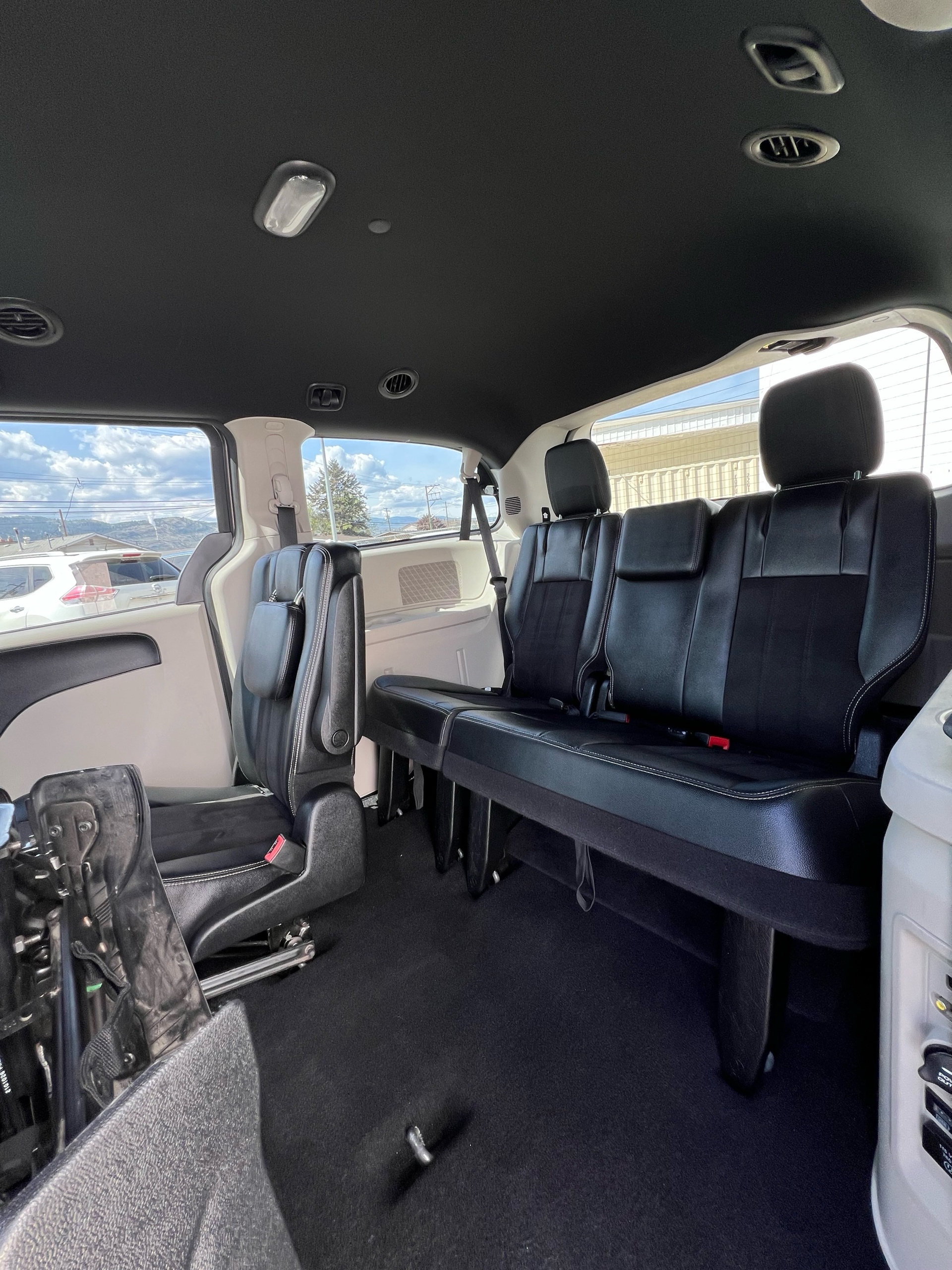 /drivehubautosales/2019-Dodge-GrandCaravan-5192355215274496.jpg