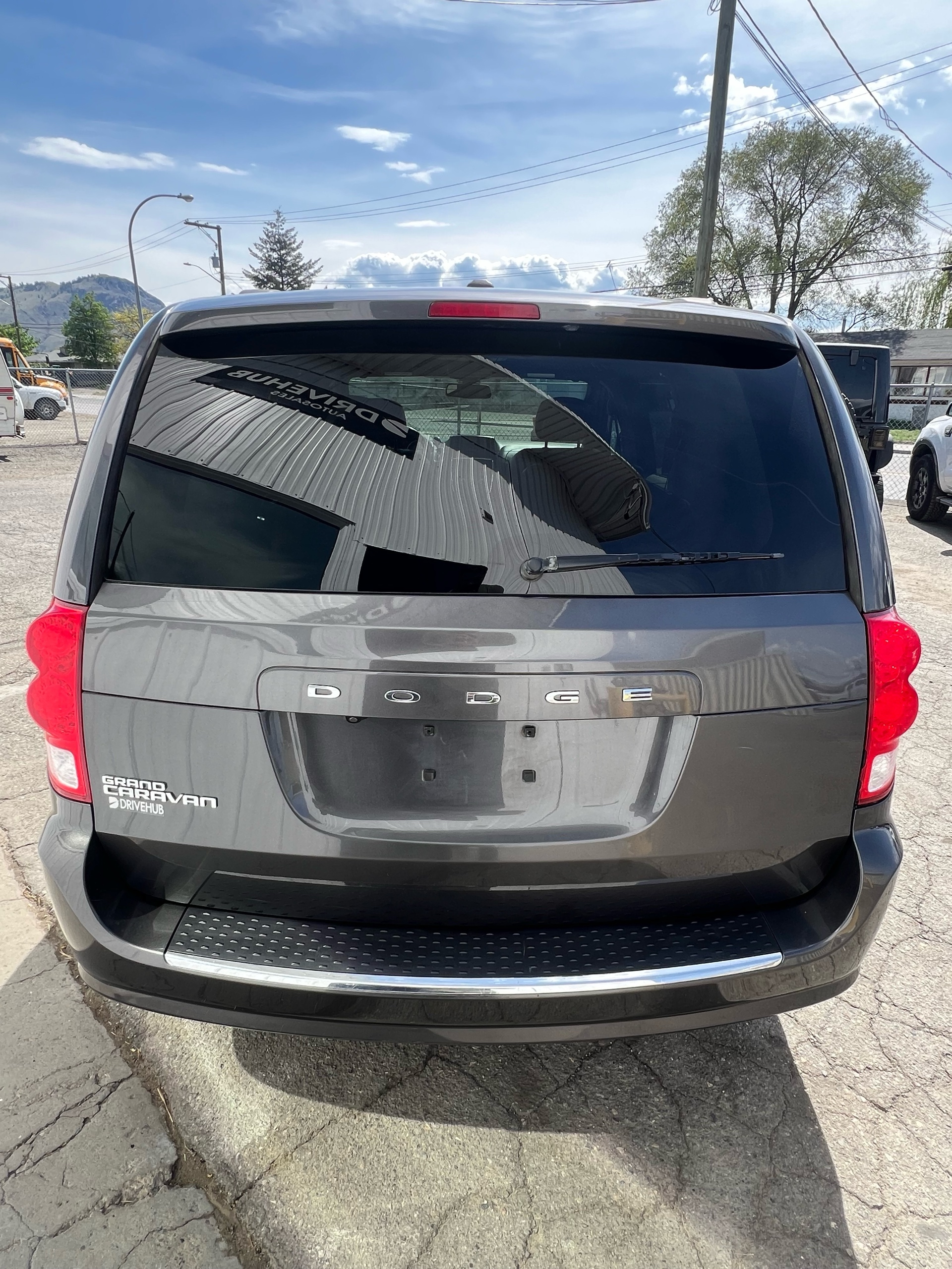 /drivehubautosales/2019-Dodge-GrandCaravan-7957499817103222.jpg