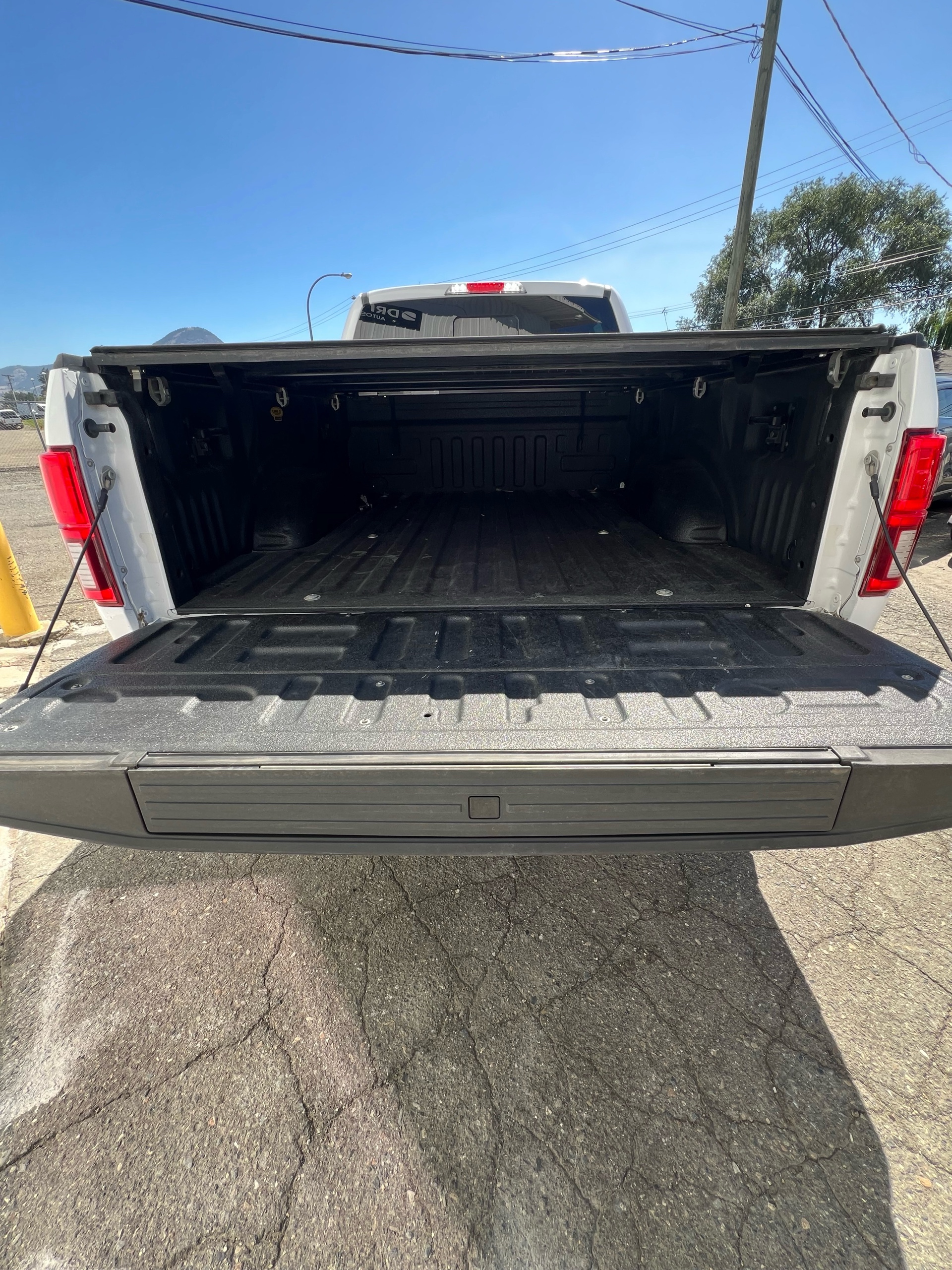 /drivehubautosales/2019-Ford-F-150-46988800261670294.jpg