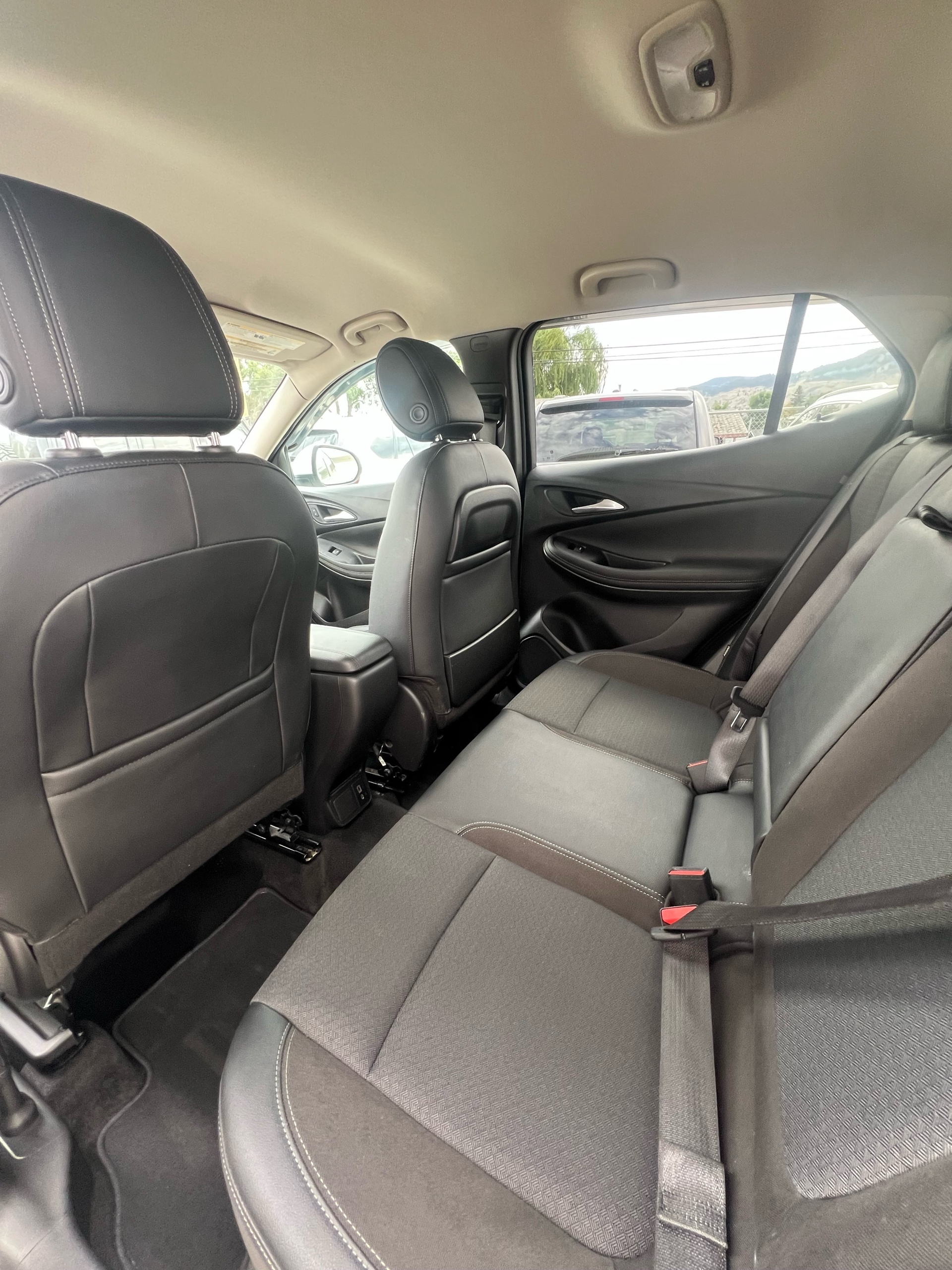 /drivehubautosales/2021-Buick-EncoreGX-2736962321940499.jpg