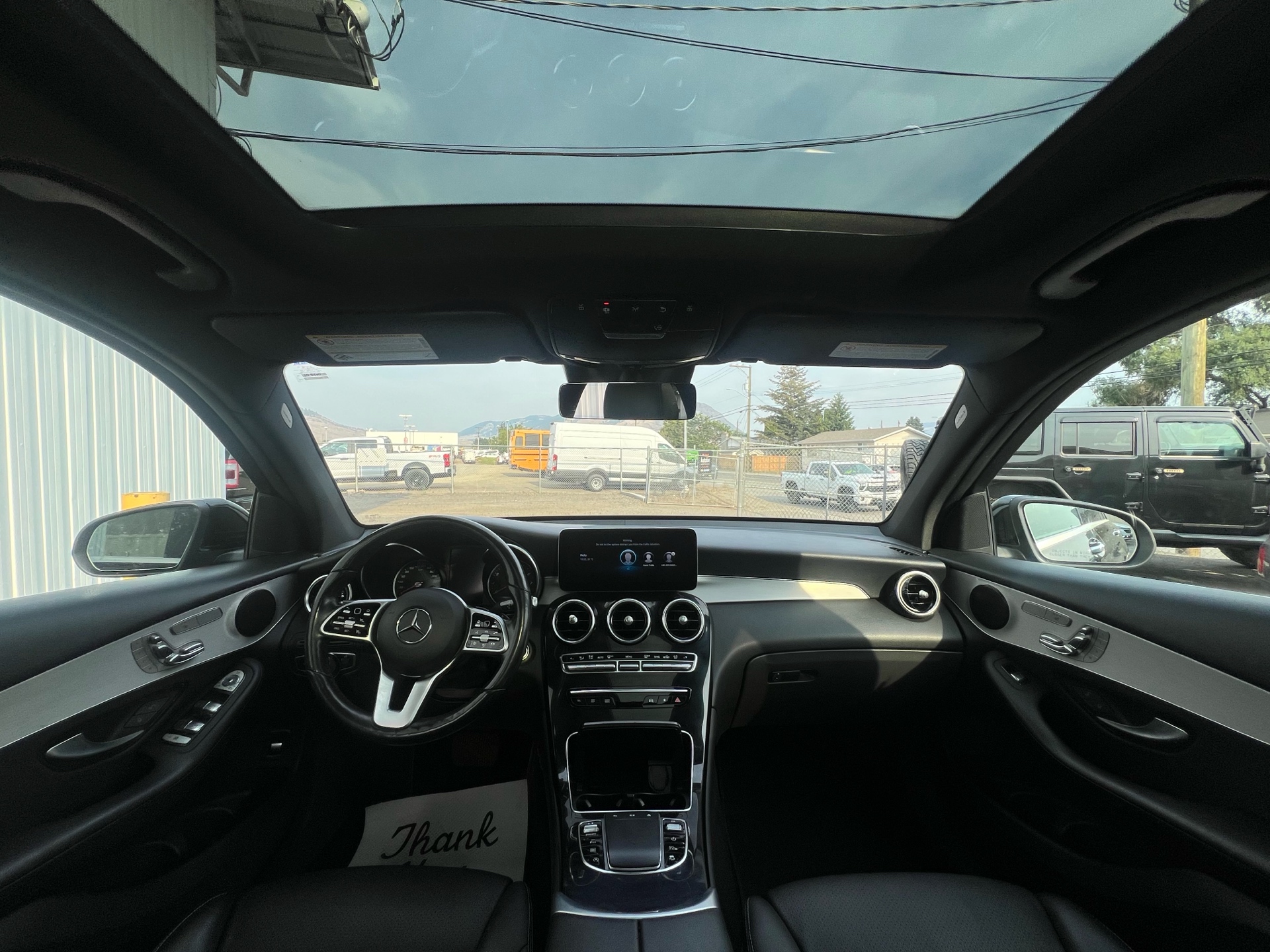 /drivehubautosales/2022-Mercedes-Benz-GLC-Class-7620449352888117.jpg