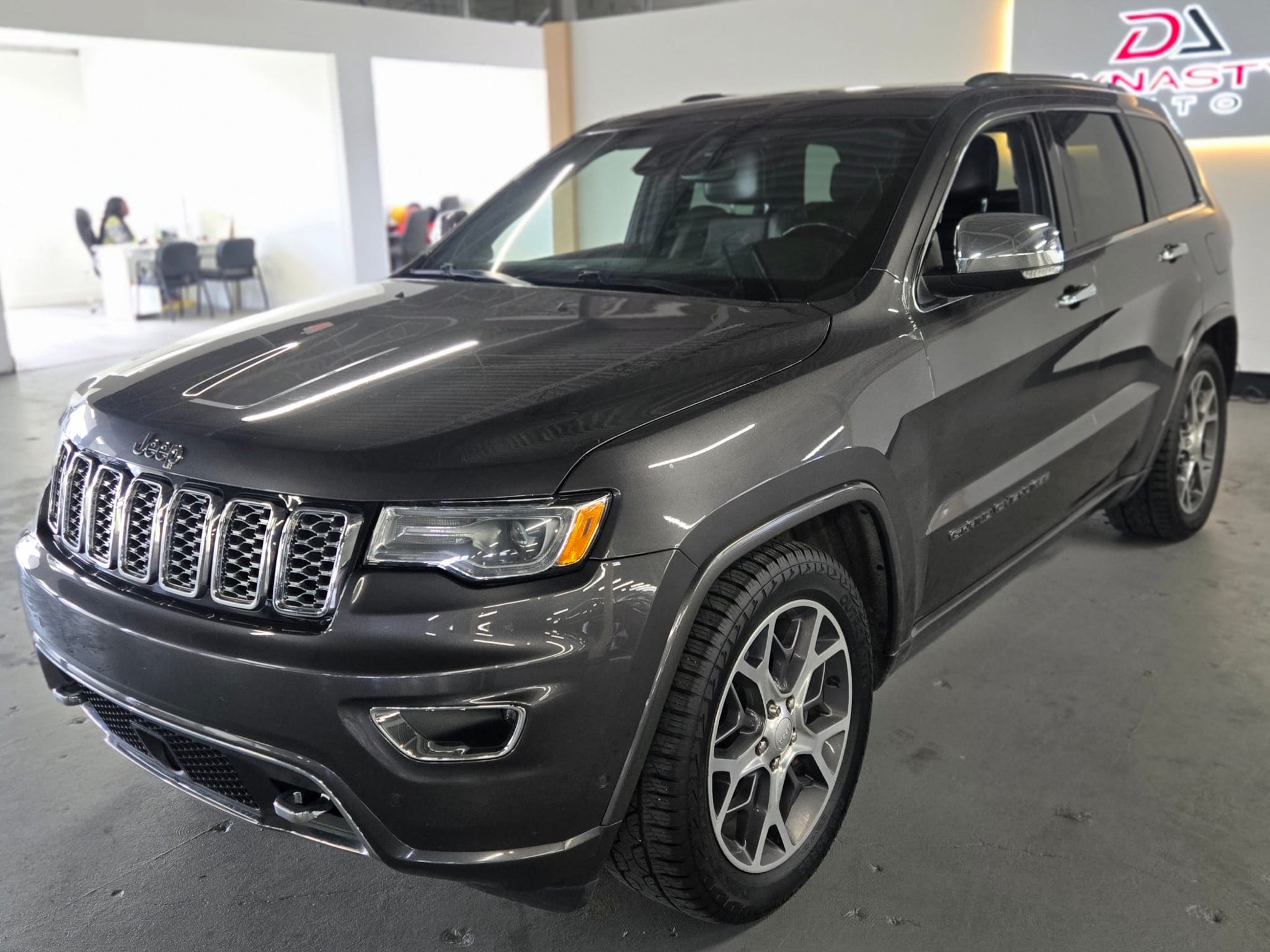 2020 Jeep Grand Cherokee Overland | Clean CARFAX | Dealer Serviced for sale at Dynasty Auto Selection Inc