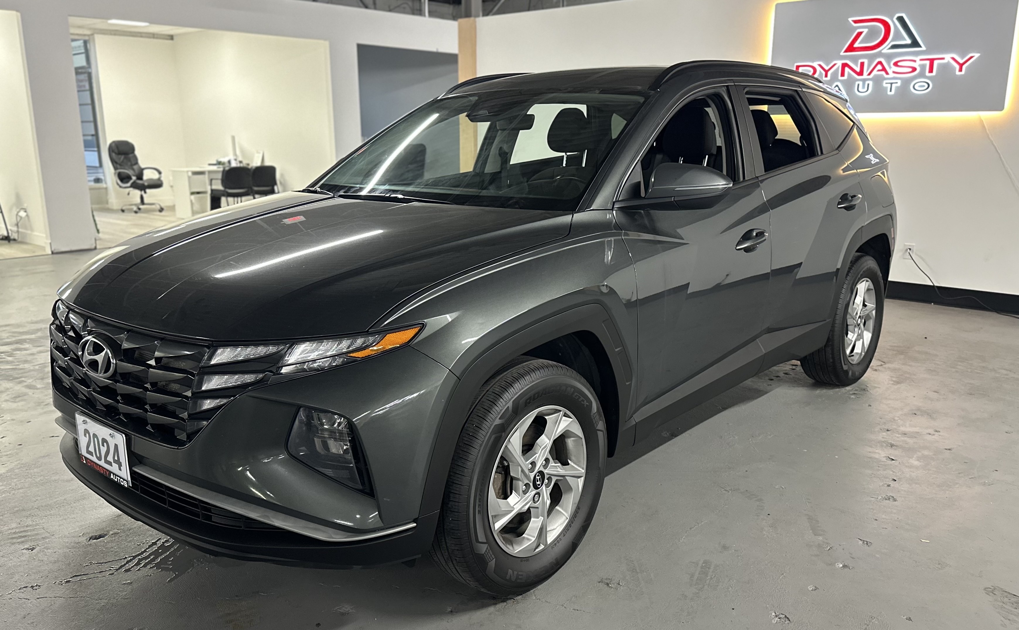 2024 Hyundai Tucson Preferred AWD | Clean CARFAX for sale at Dynasty Auto Selection Inc