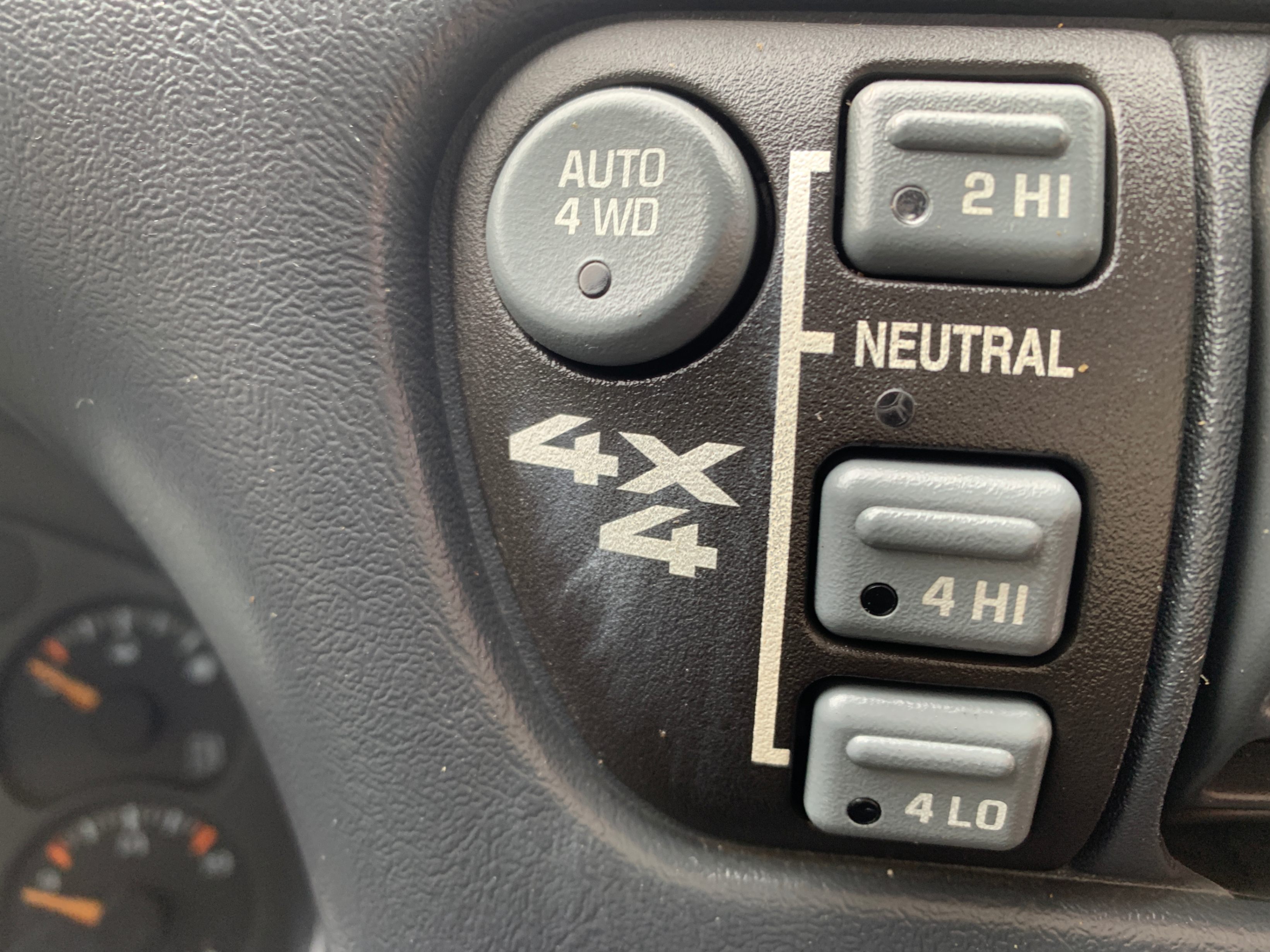 /enixmotorsportltd/2005-Chevrolet-Blazer-2898101138794773.jpg