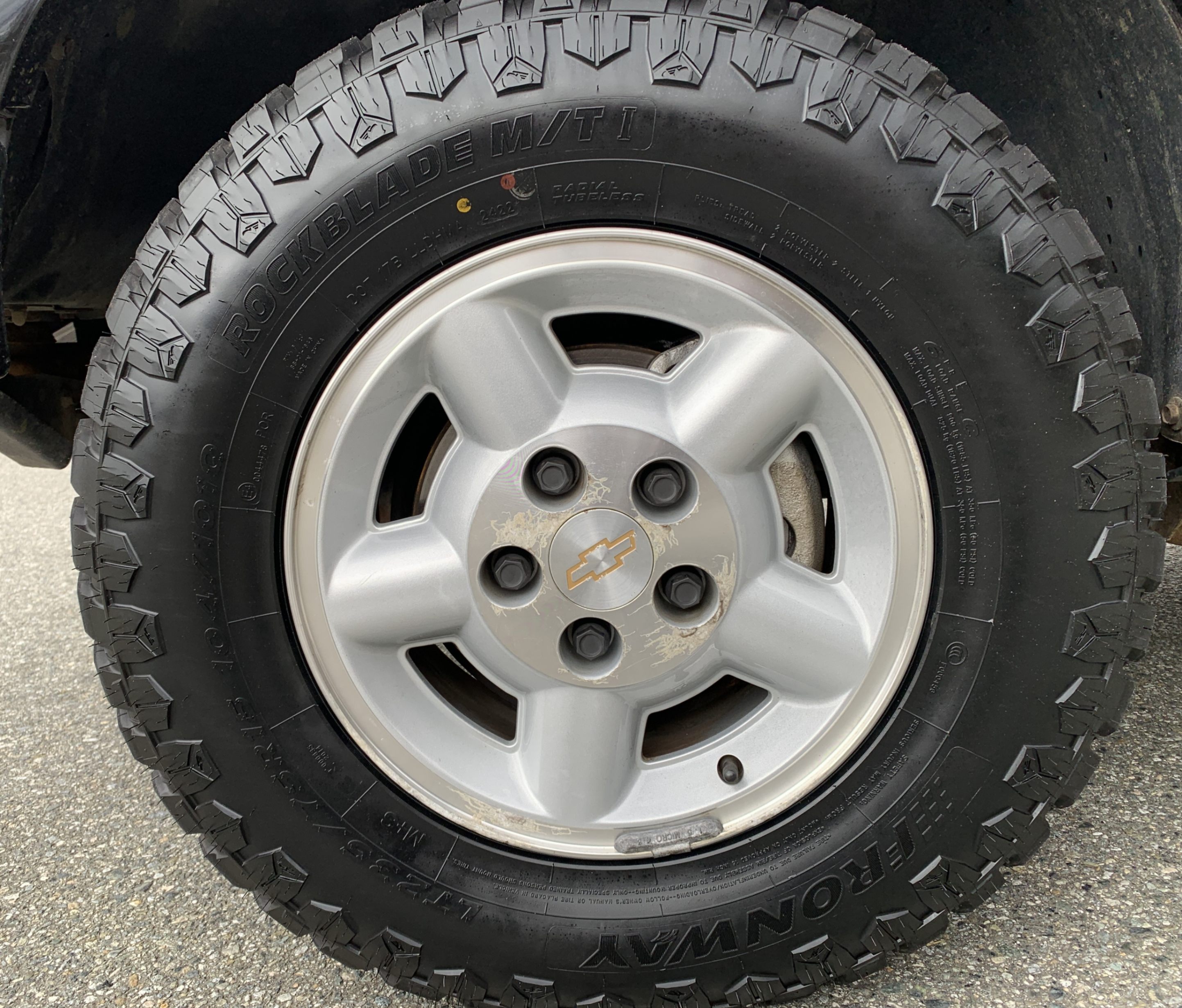 /enixmotorsportltd/2005-Chevrolet-Blazer-41792593637259245.jpg