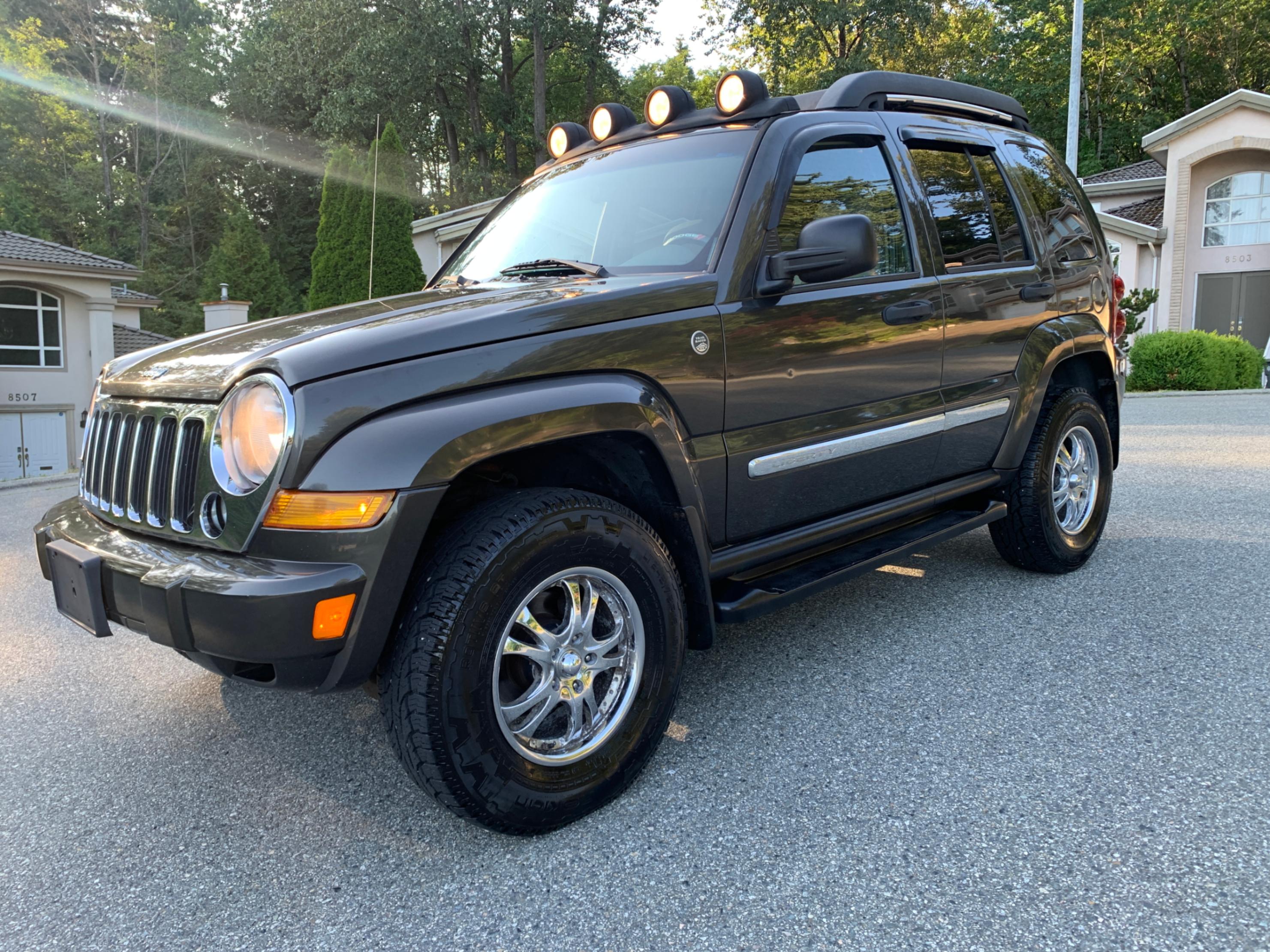 /enixmotorsportltd/2006-Jeep-Liberty-10079989919937882.jpg