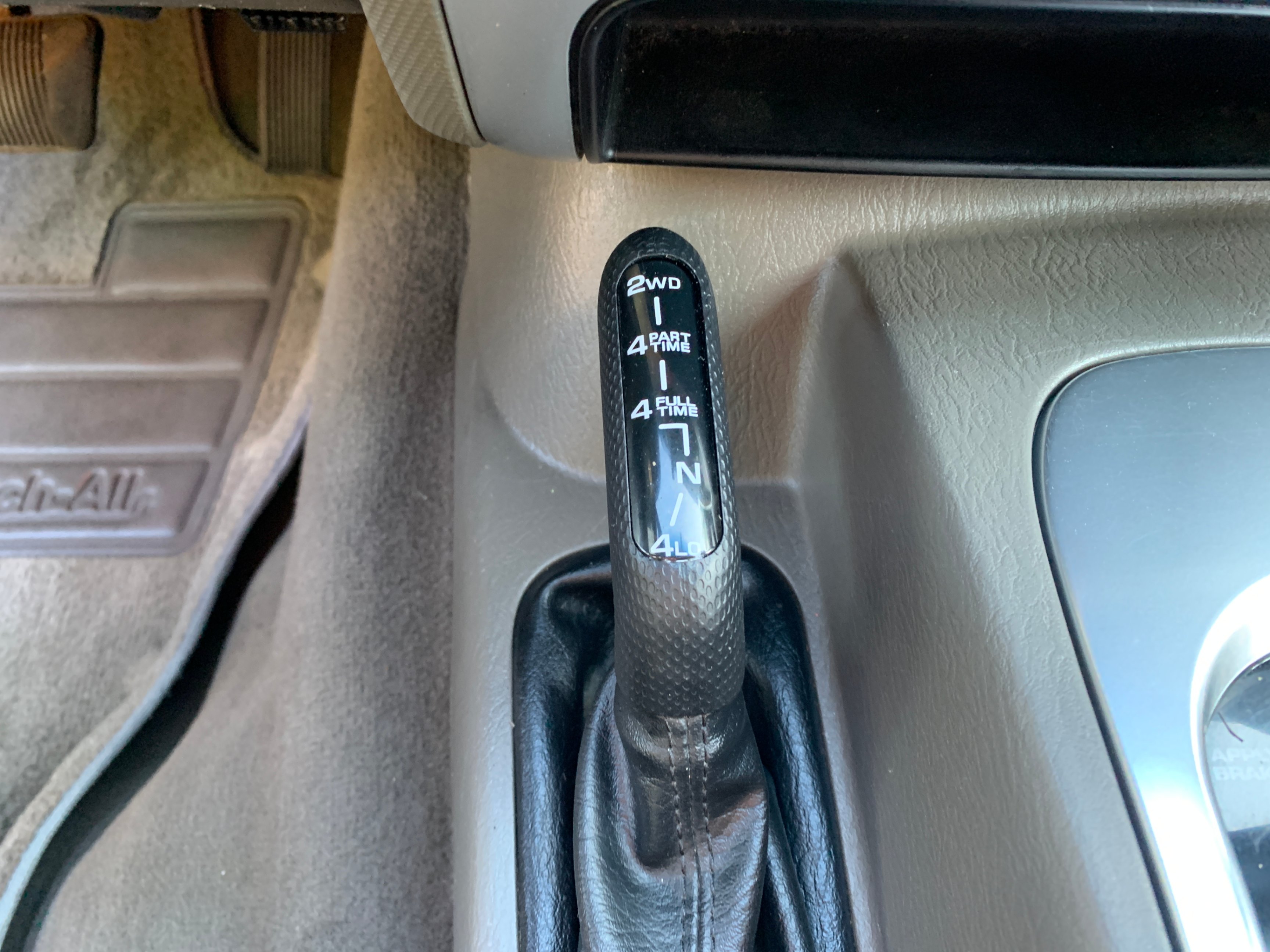 /enixmotorsportltd/2006-Jeep-Liberty-41752329437248603.jpg