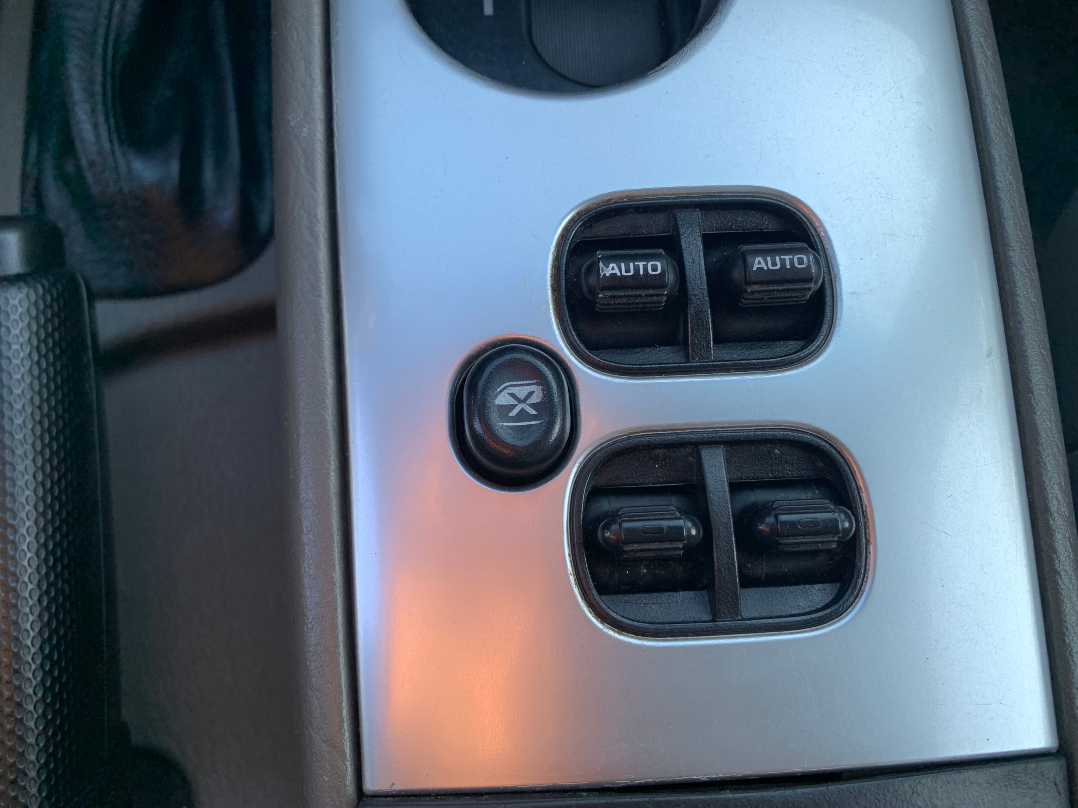 /enixmotorsportltd/2006-Jeep-Liberty-7073435272306041.jpg