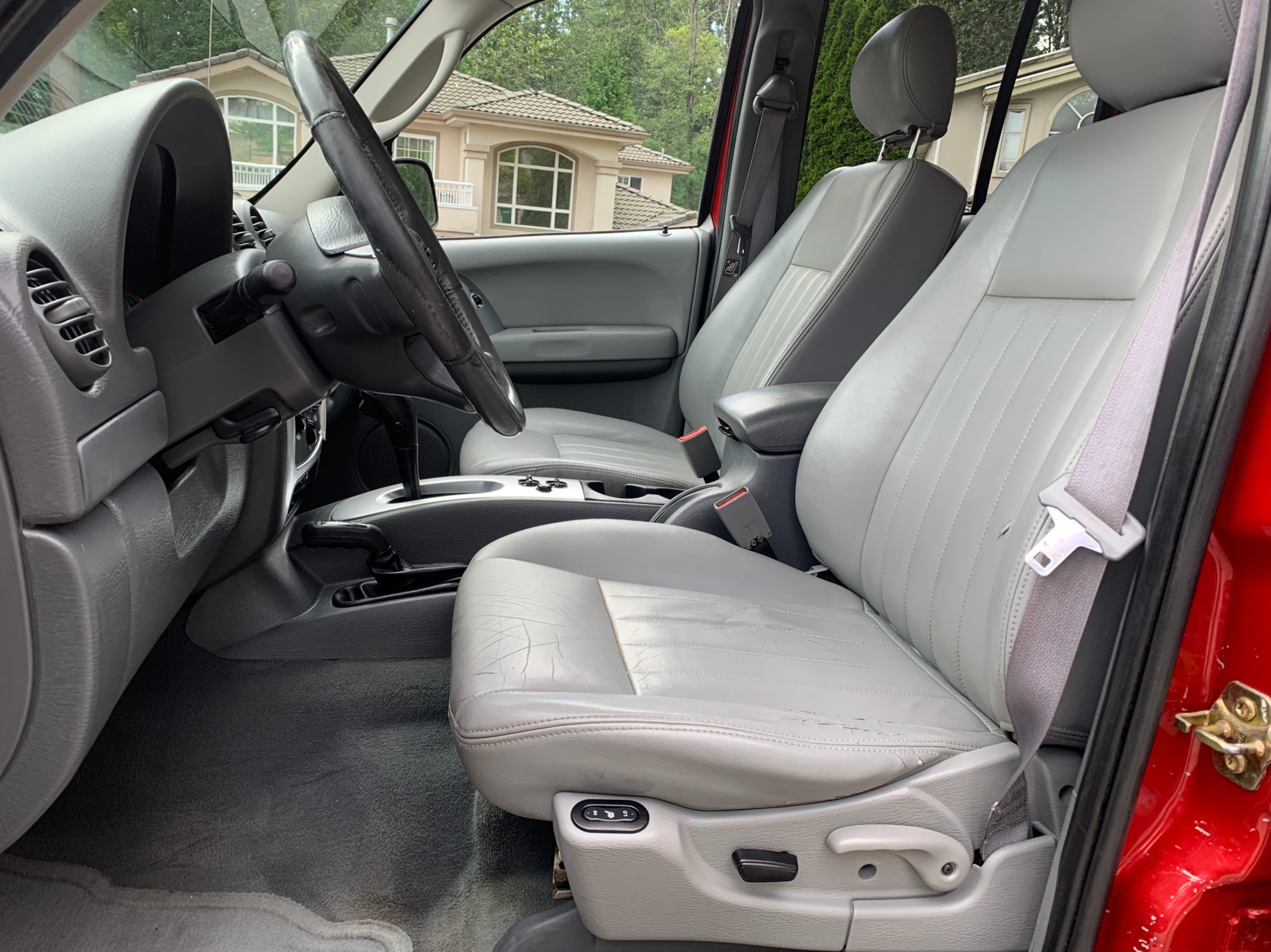 /enixmotorsportltd/2006-Jeep-Liberty-867070762394329.jpg