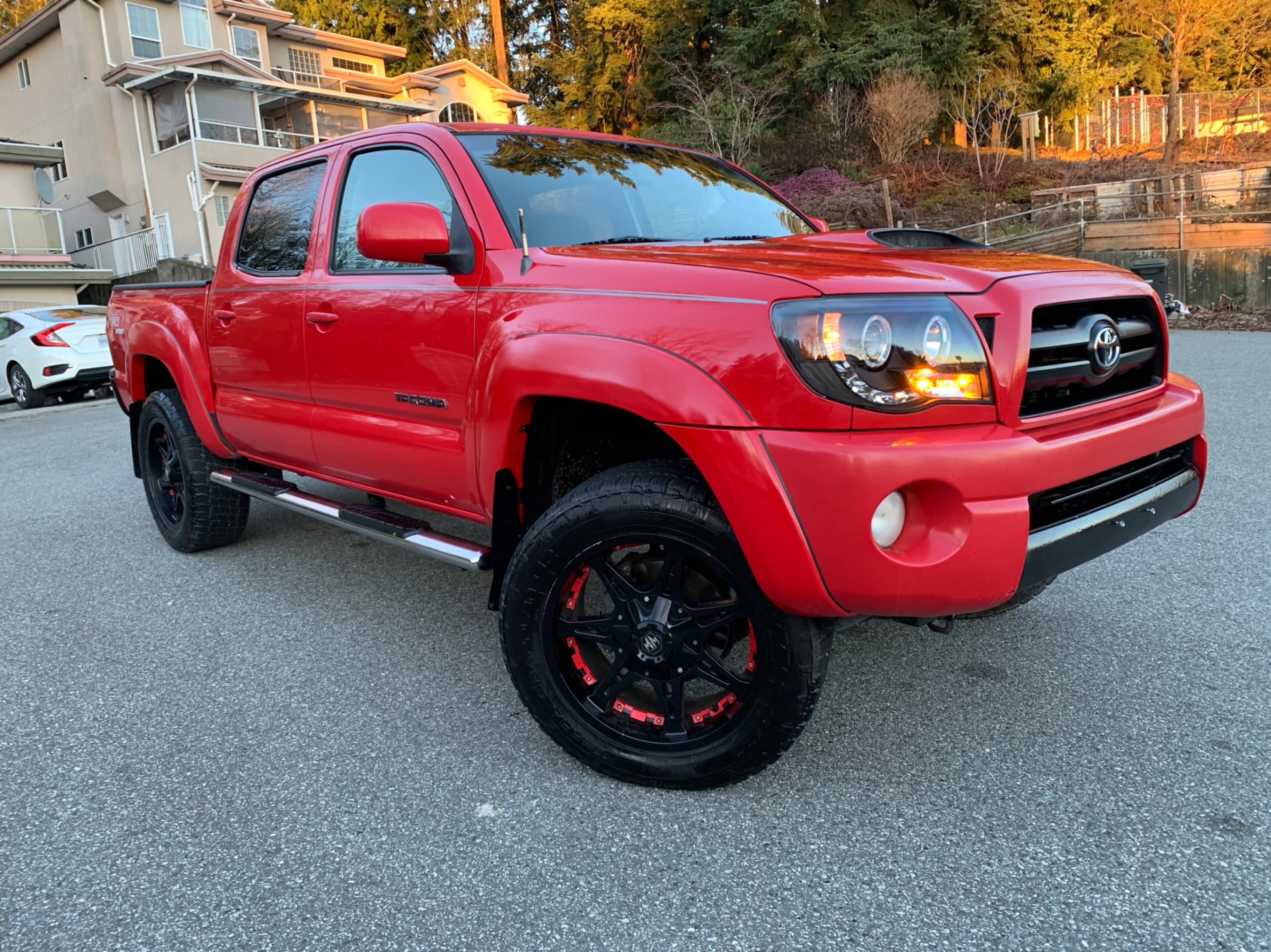 /enixmotorsportltd/2006-Toyota-Tacoma-41636868291436313.jpg