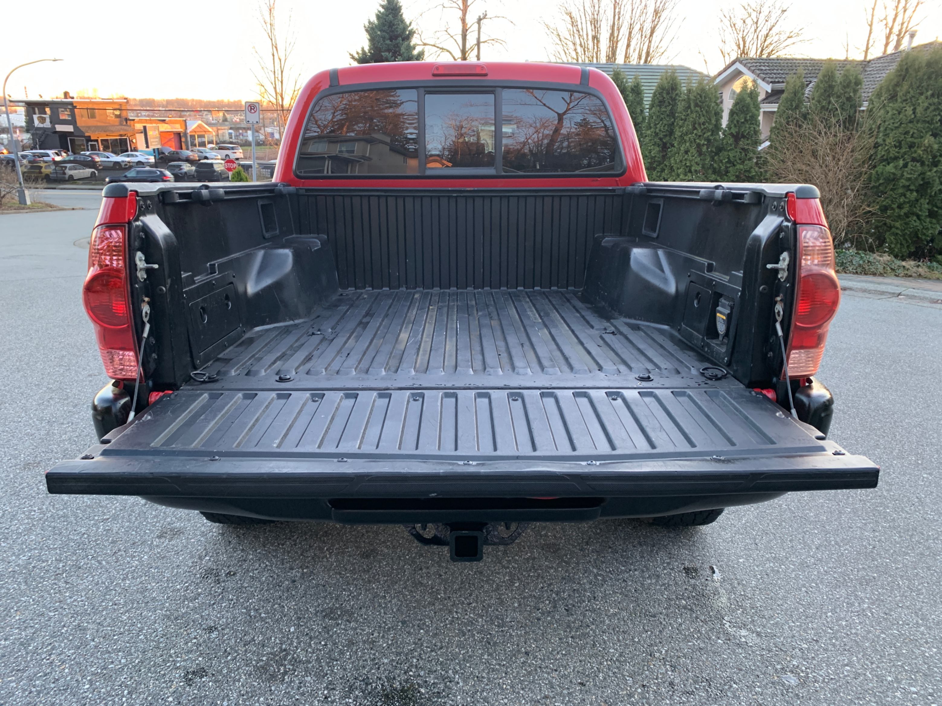 /enixmotorsportltd/2006-Toyota-Tacoma-7237700393561939.jpg