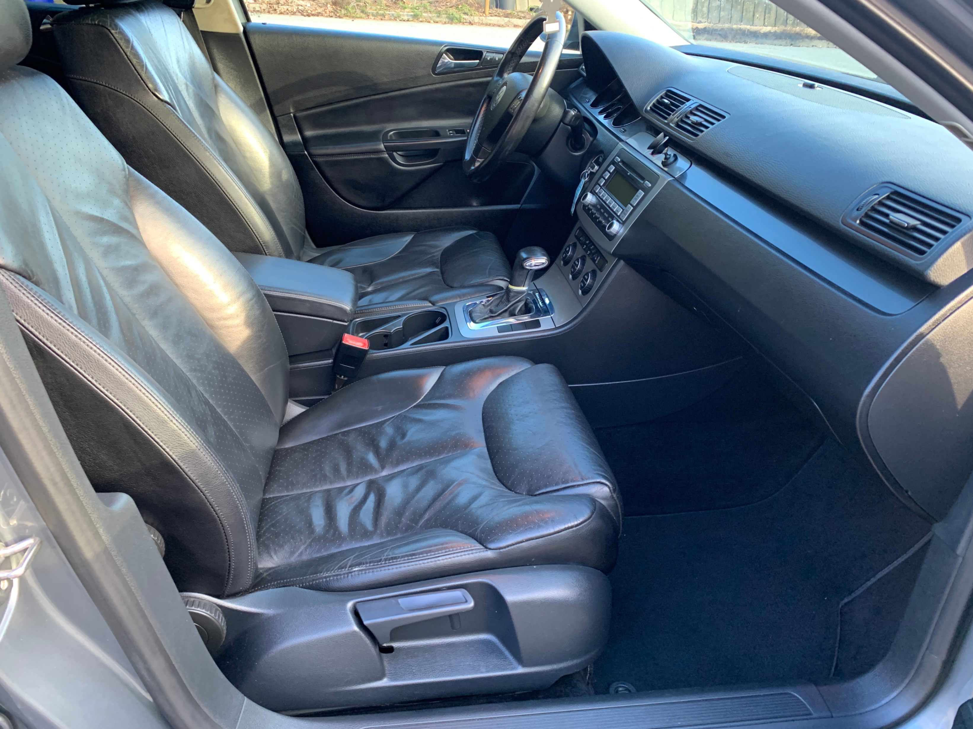 /enixmotorsportltd/2007-Volkswagen-Passat-2438800963691654.jpg