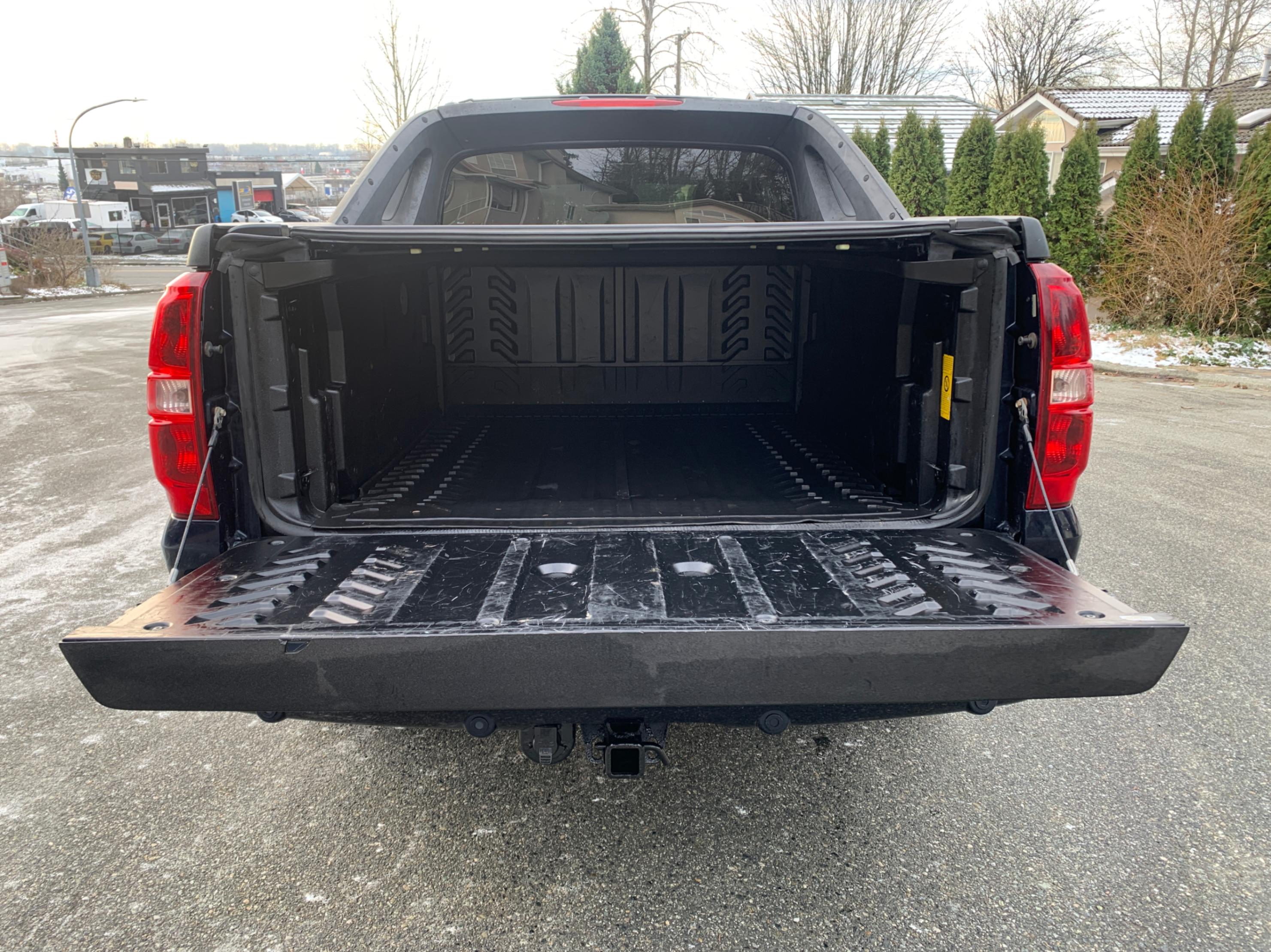 /enixmotorsportltd/2009-Chevrolet-Avalanche-9867808121754562.jpg