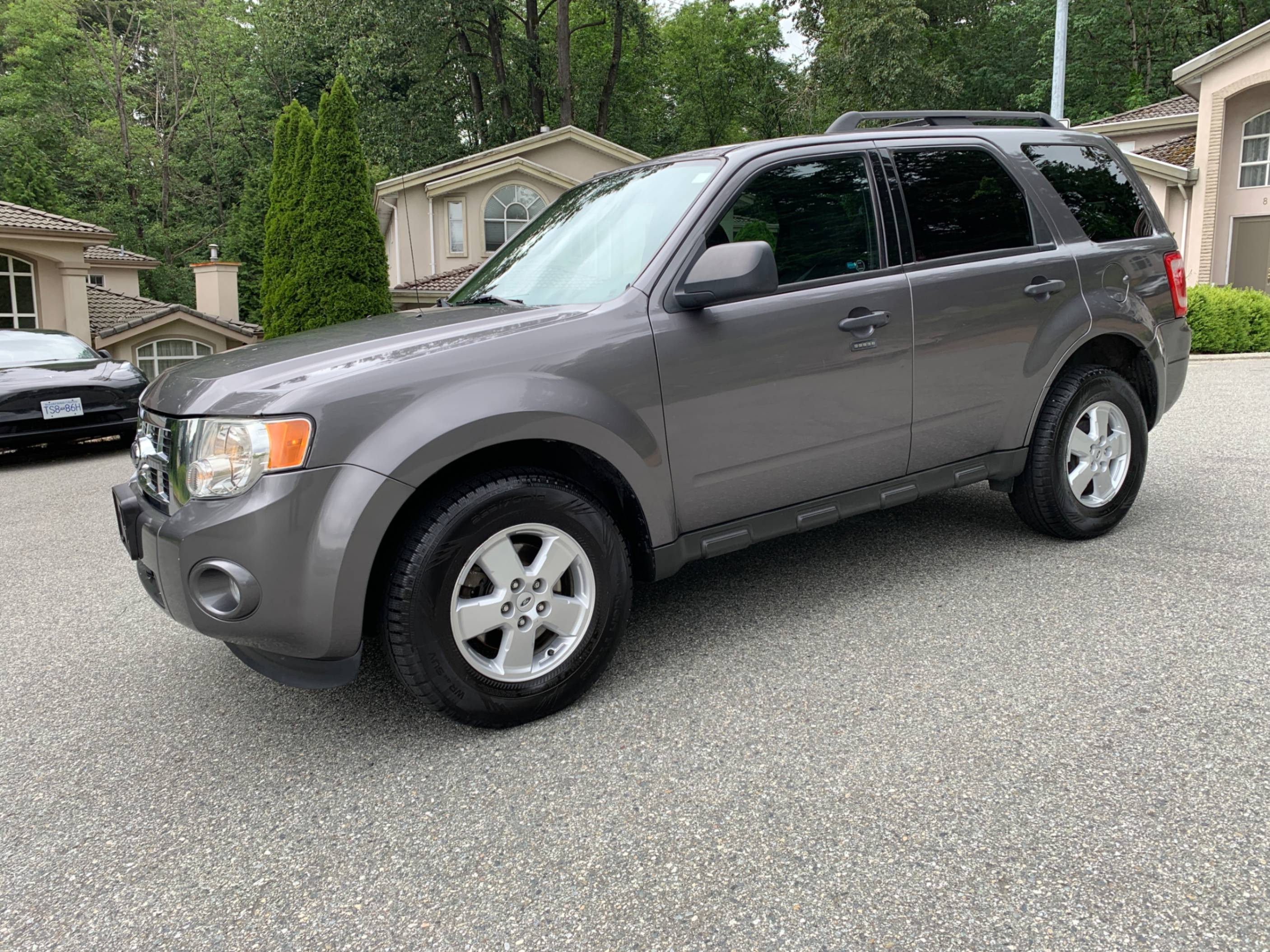 /enixmotorsportltd/2009-Ford-Escape-32877571452995724.jpg