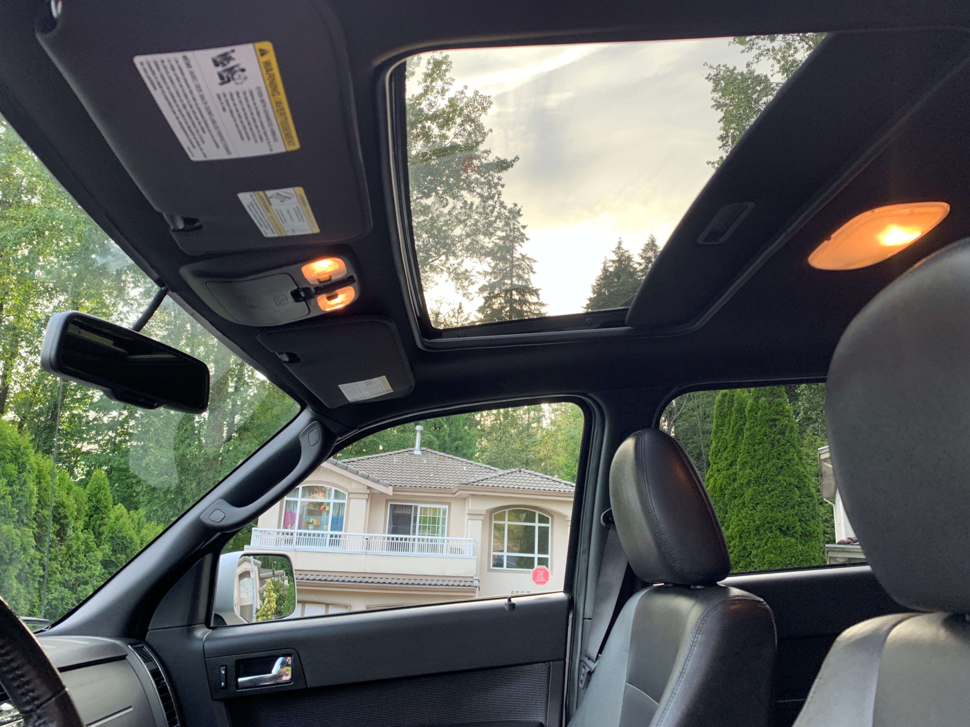 /enixmotorsportltd/2009-Ford-Escape-5612625303037273.jpg