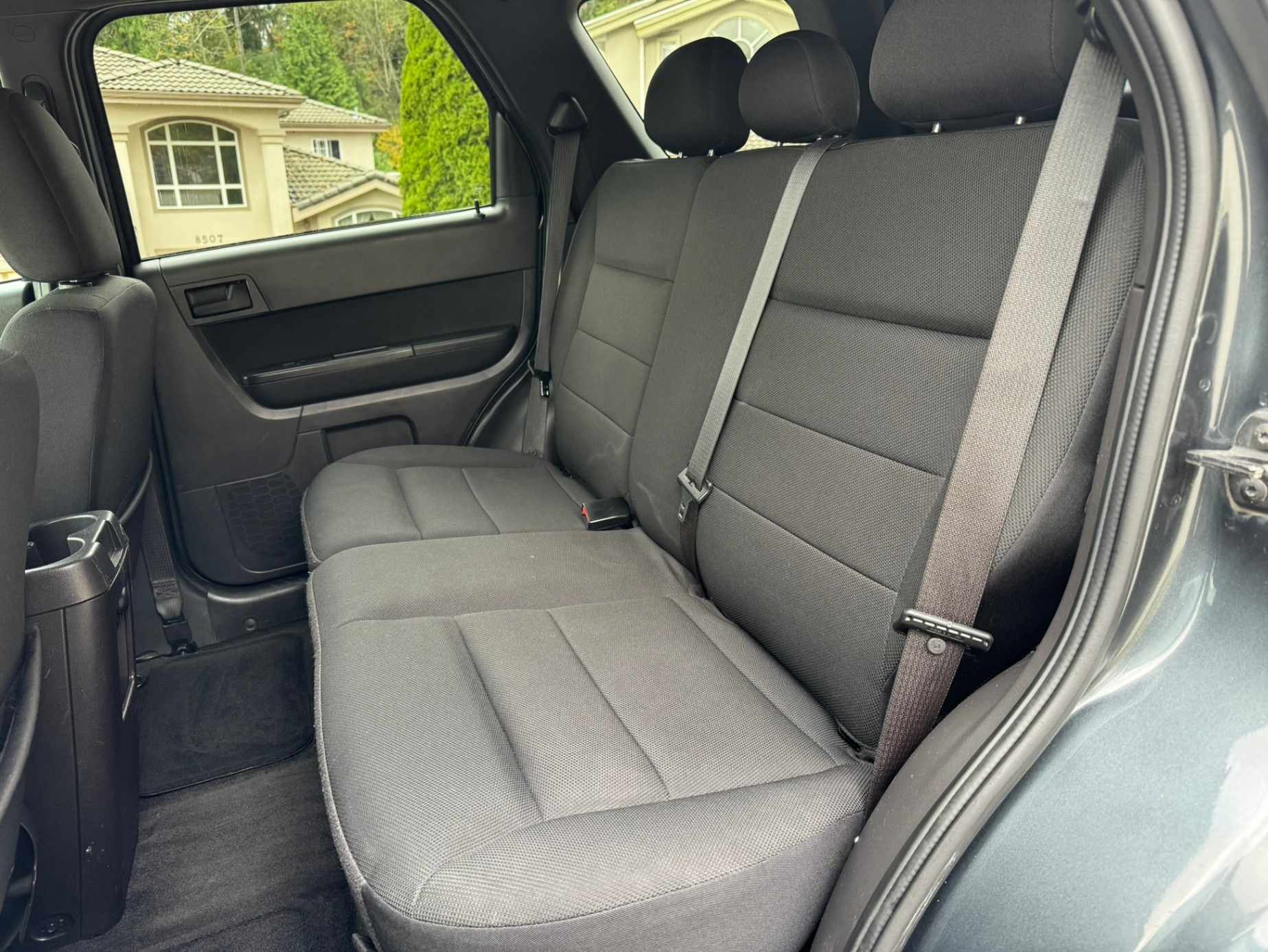 /enixmotorsportltd/2009-Ford-Escape-6270691320531914.jpg