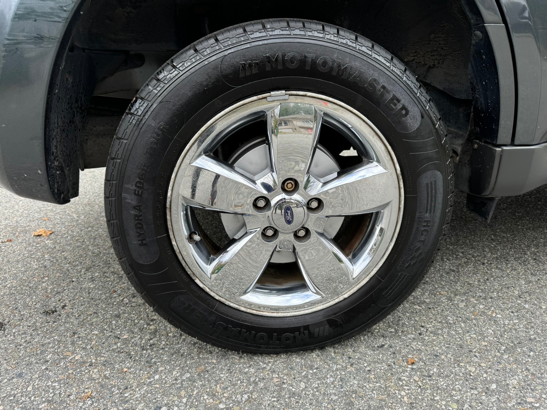 /enixmotorsportltd/2009-Ford-Escape-9415385351201637.jpg
