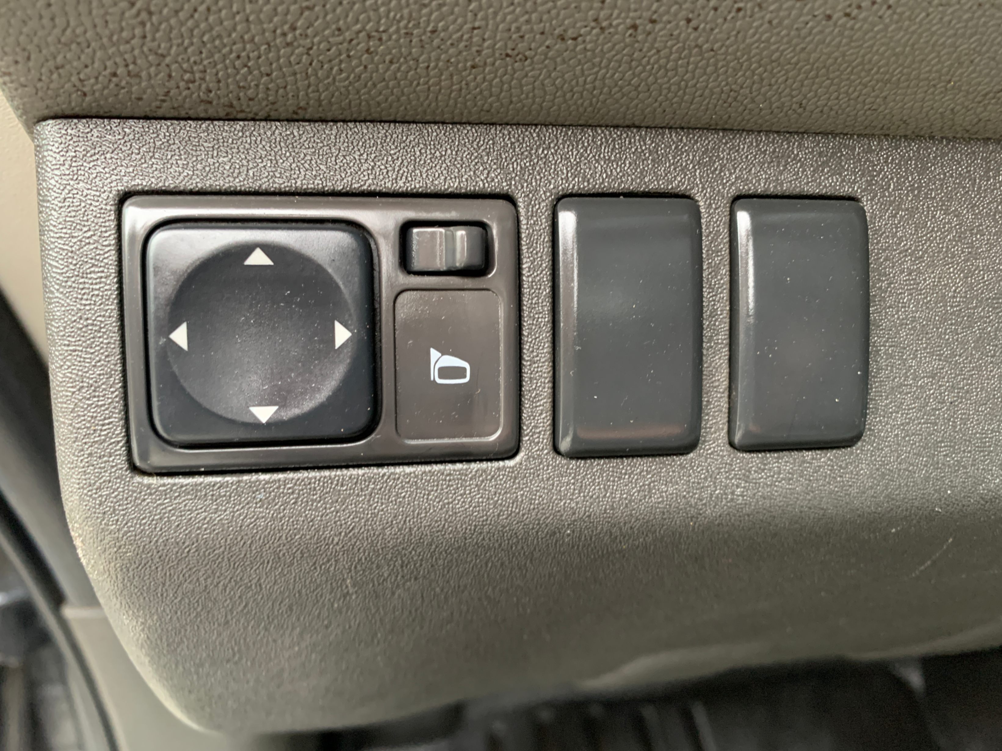 /enixmotorsportltd/2010-Nissan-Xterra-7063010847681619.jpg