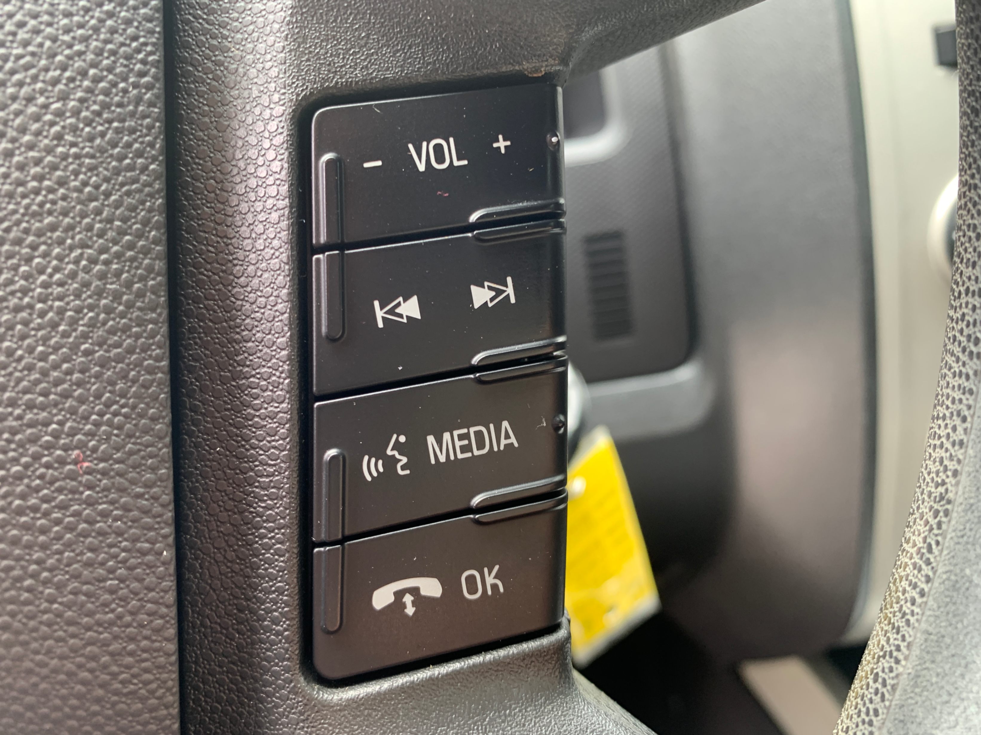 /enixmotorsportltd/2011-Ford-Escape-06230858208653478.jpg