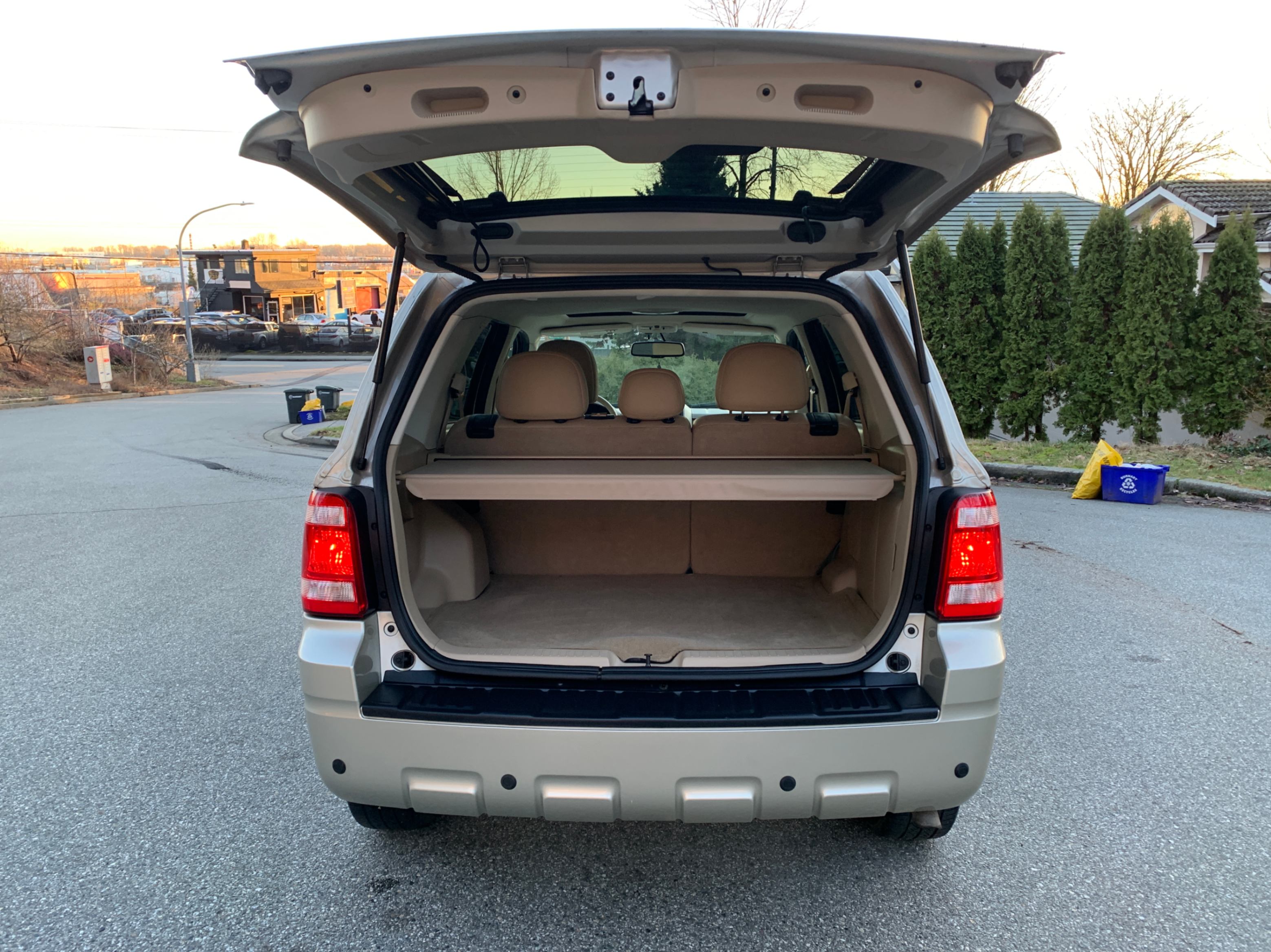 /enixmotorsportltd/2011-Ford-Escape-14461817166864255.jpg