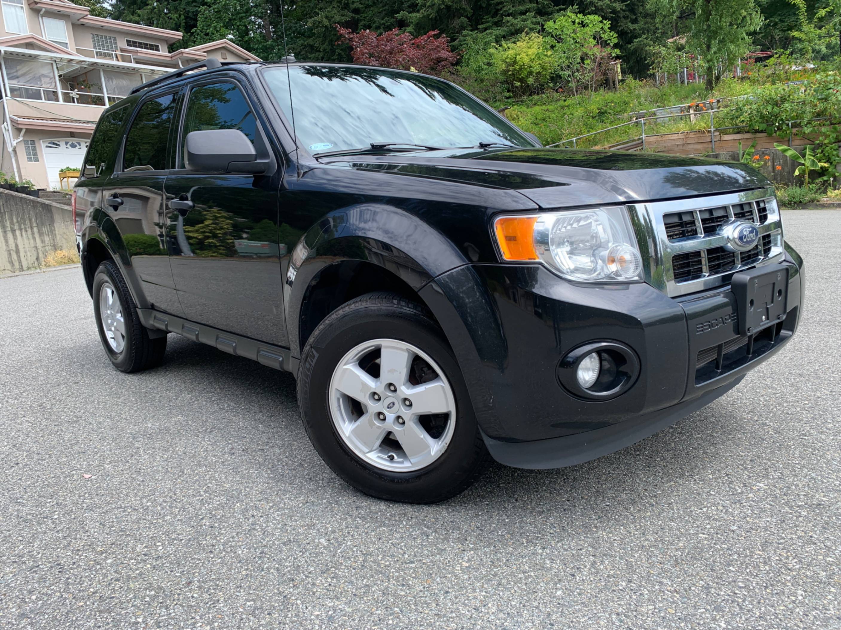 /enixmotorsportltd/2011-Ford-Escape-8723525738768036.jpg