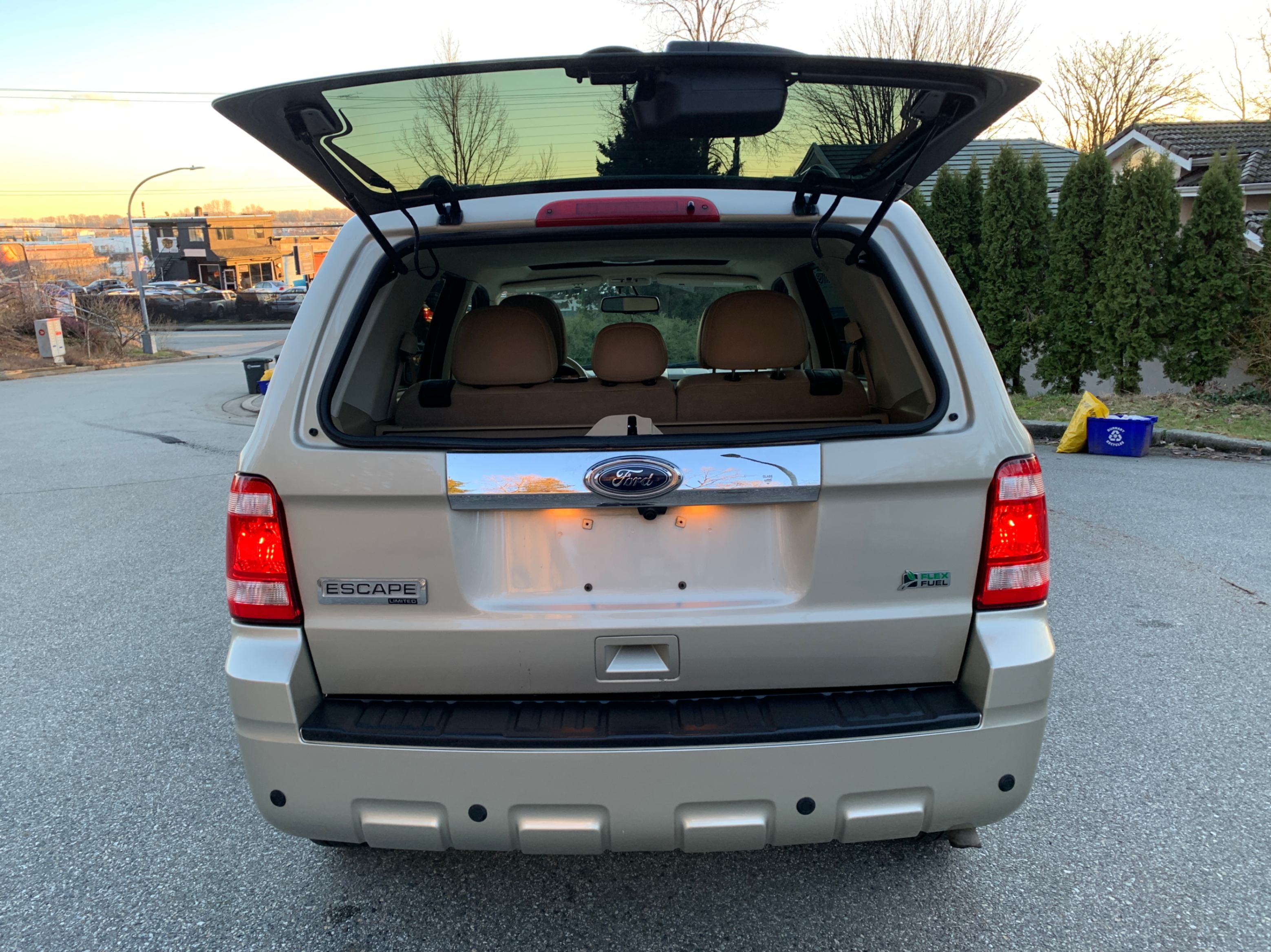 /enixmotorsportltd/2011-Ford-Escape-9377984270162154.jpg