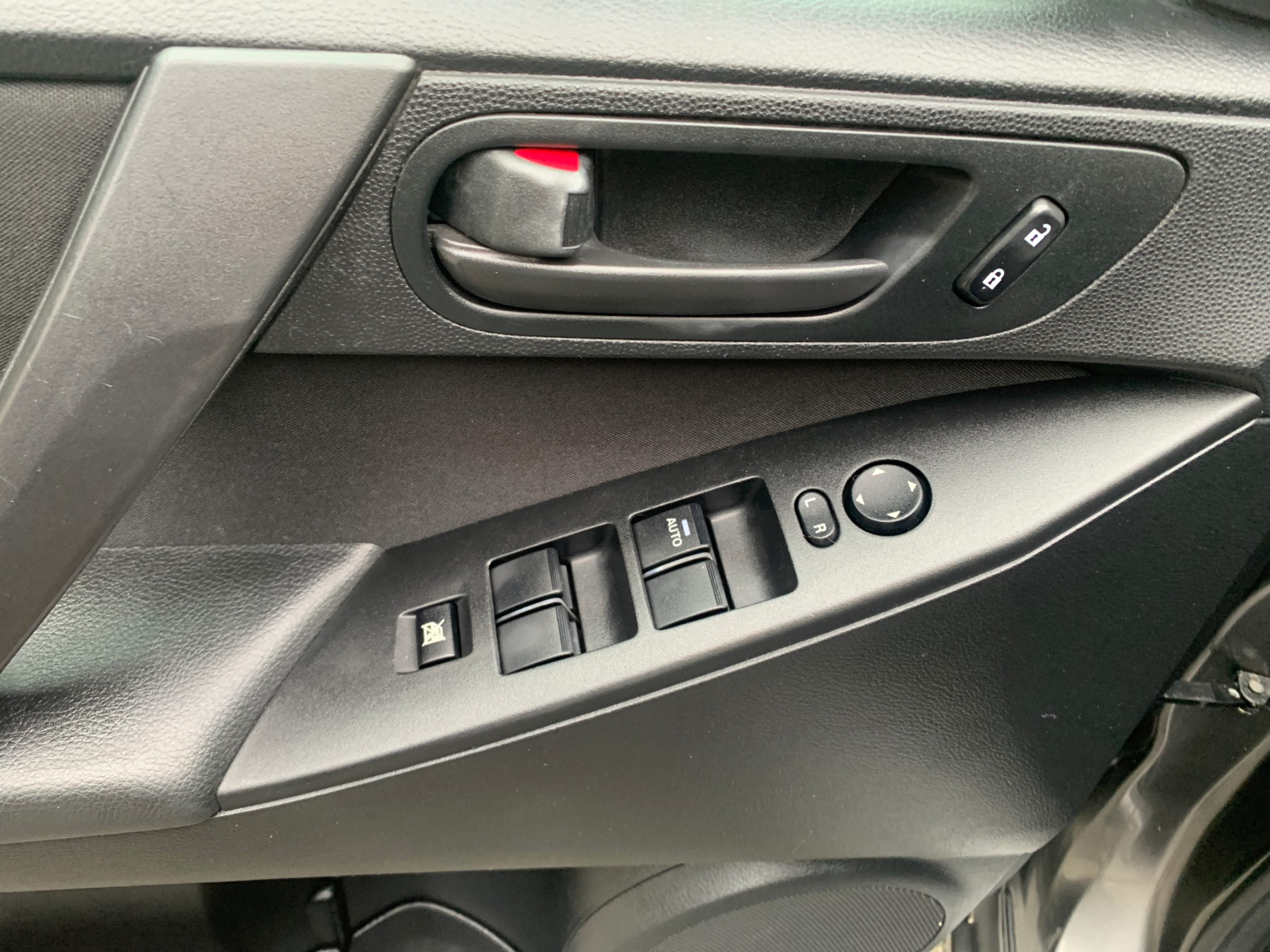 /enixmotorsportltd/2011-Mazda-Mazda3-48751985479458115.jpg