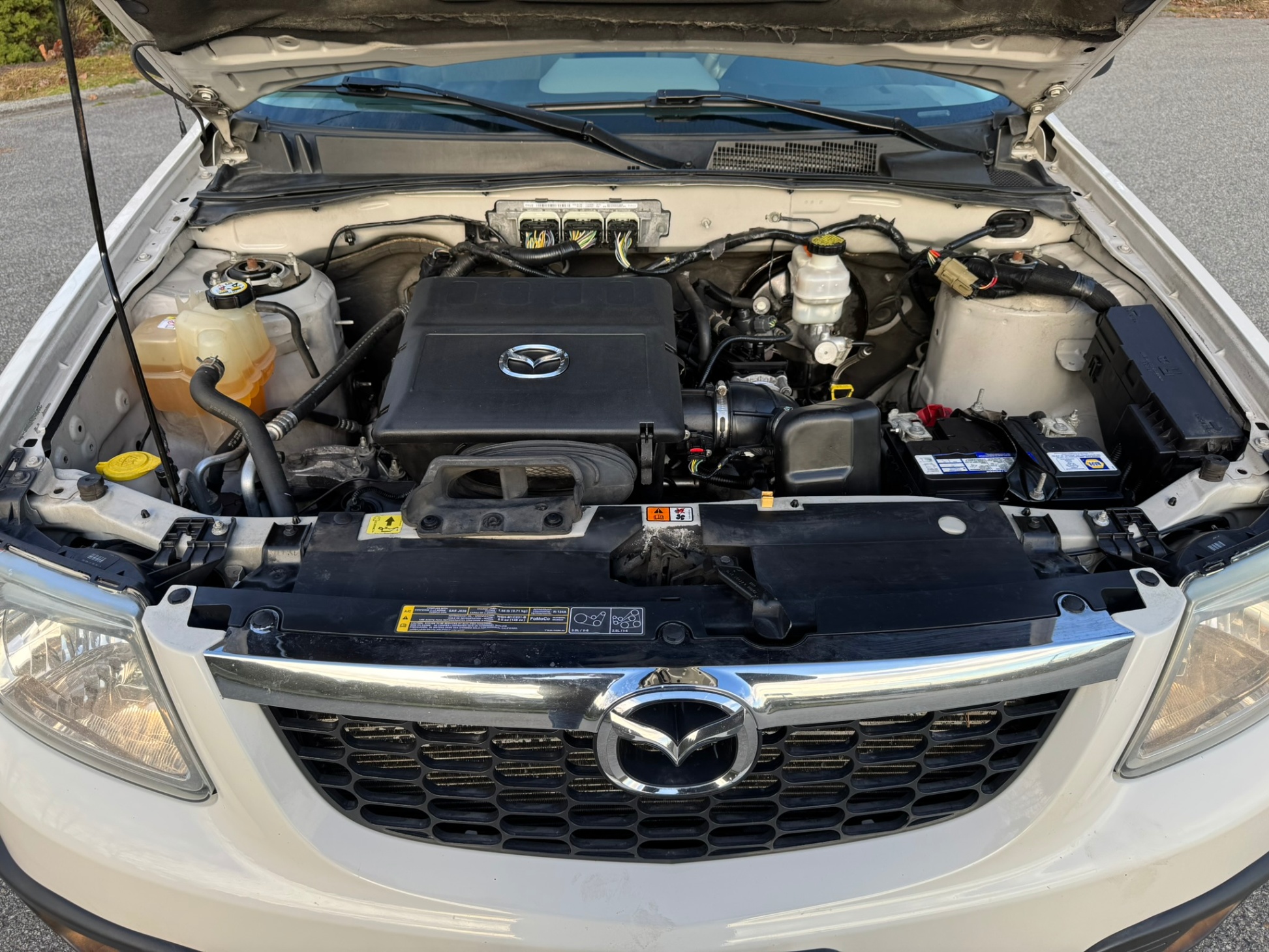 /enixmotorsportltd/2011-Mazda-Tribute-6050362912895153.jpg