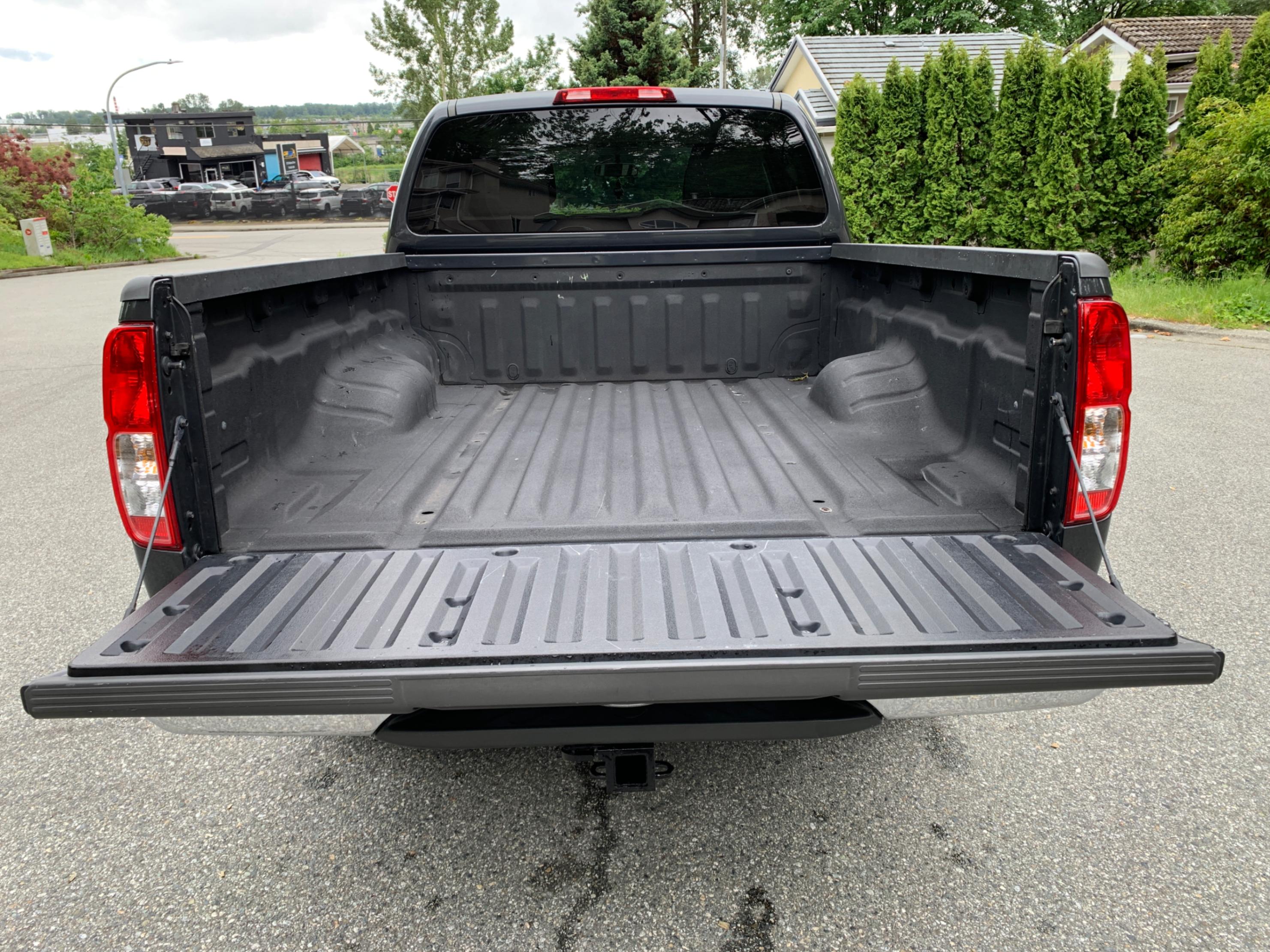 /enixmotorsportltd/2011-Nissan-Frontier-9744435325044982.jpg