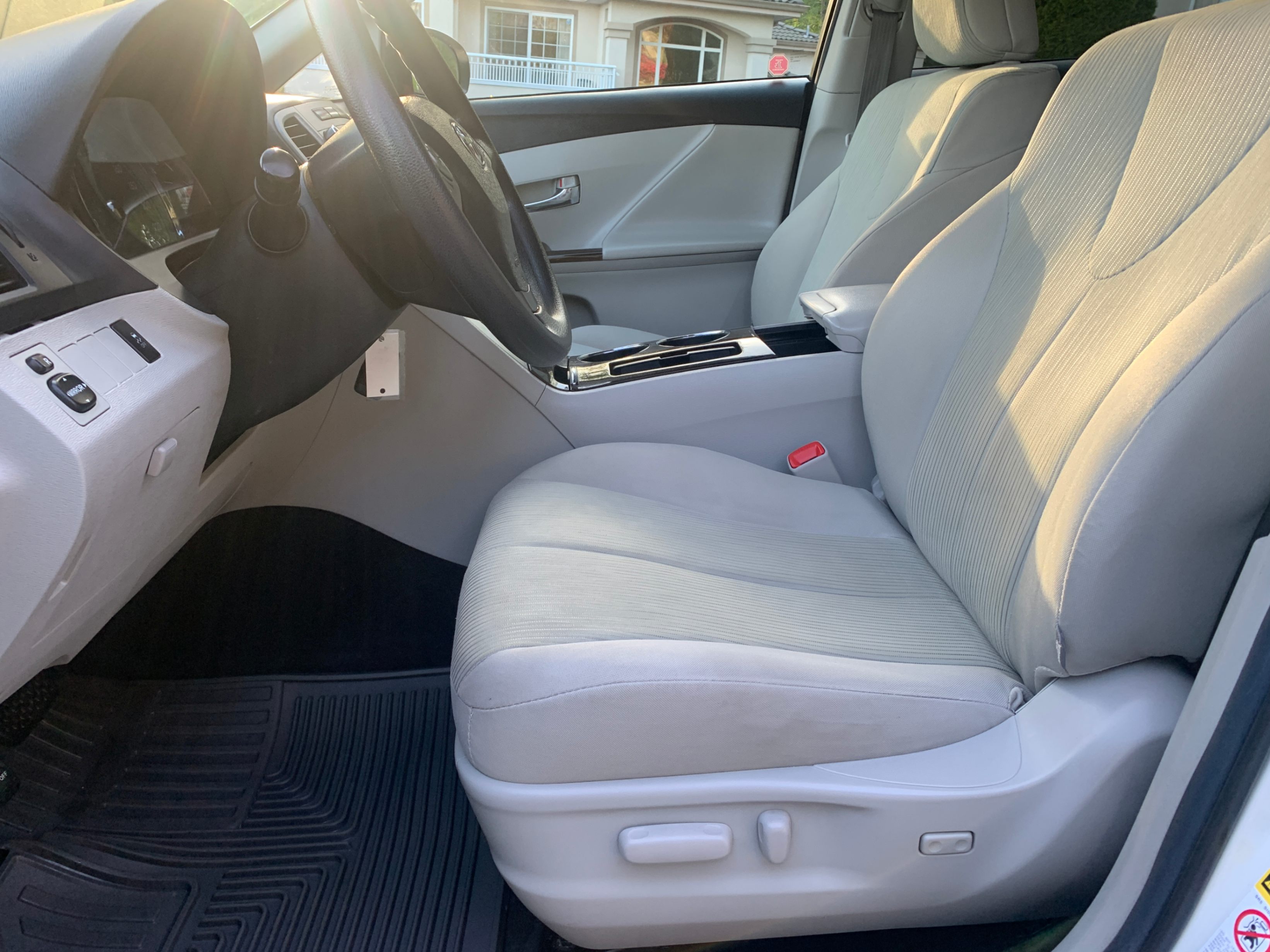 /enixmotorsportltd/2011-Toyota-Venza-46748497747035844.jpg