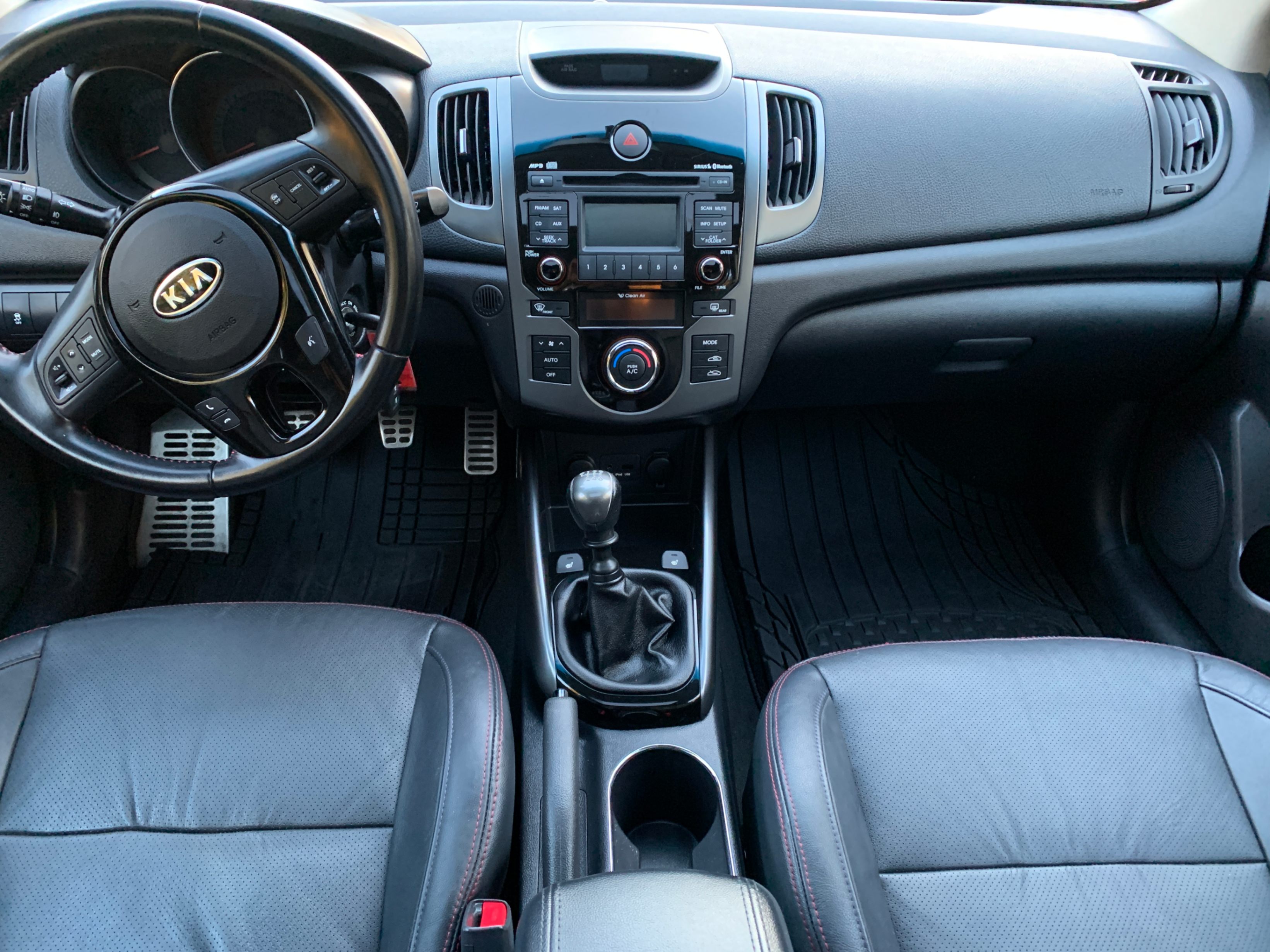 /enixmotorsportltd/2013-Kia-ForteKoup-7256331090867092.jpg