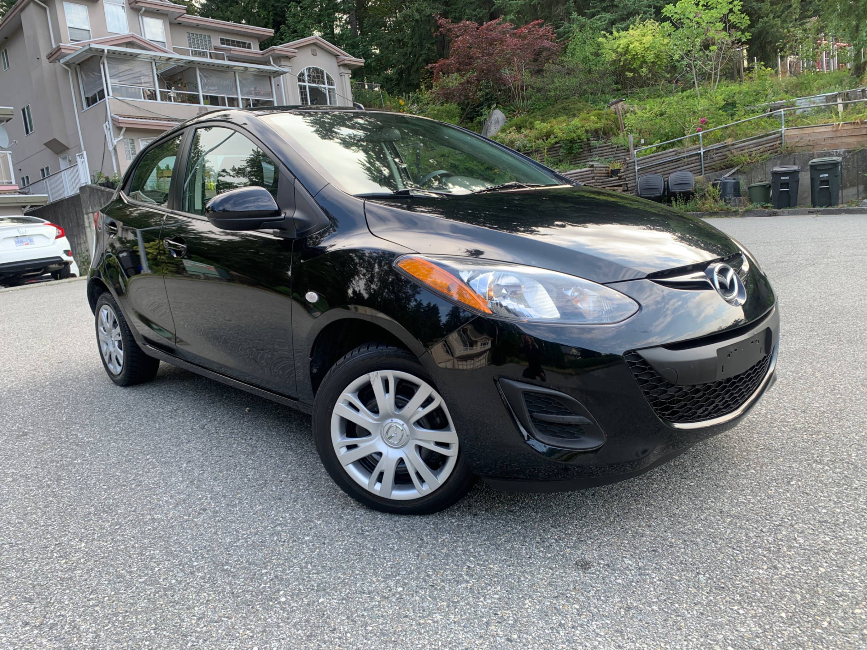 /enixmotorsportltd/2014-Mazda-Mazda2-0025162966198331027.jpg