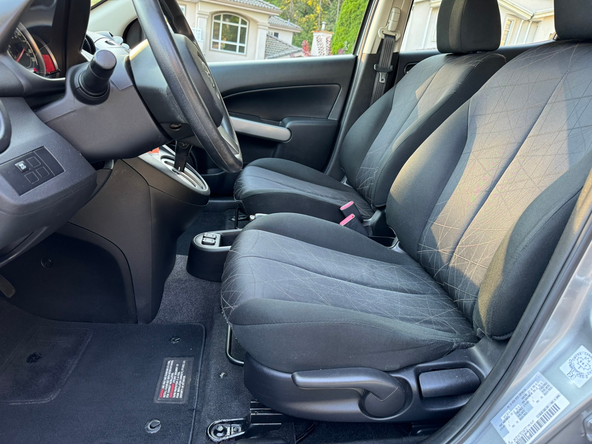 /enixmotorsportltd/2014-Mazda-Mazda2-259848921956068.jpg