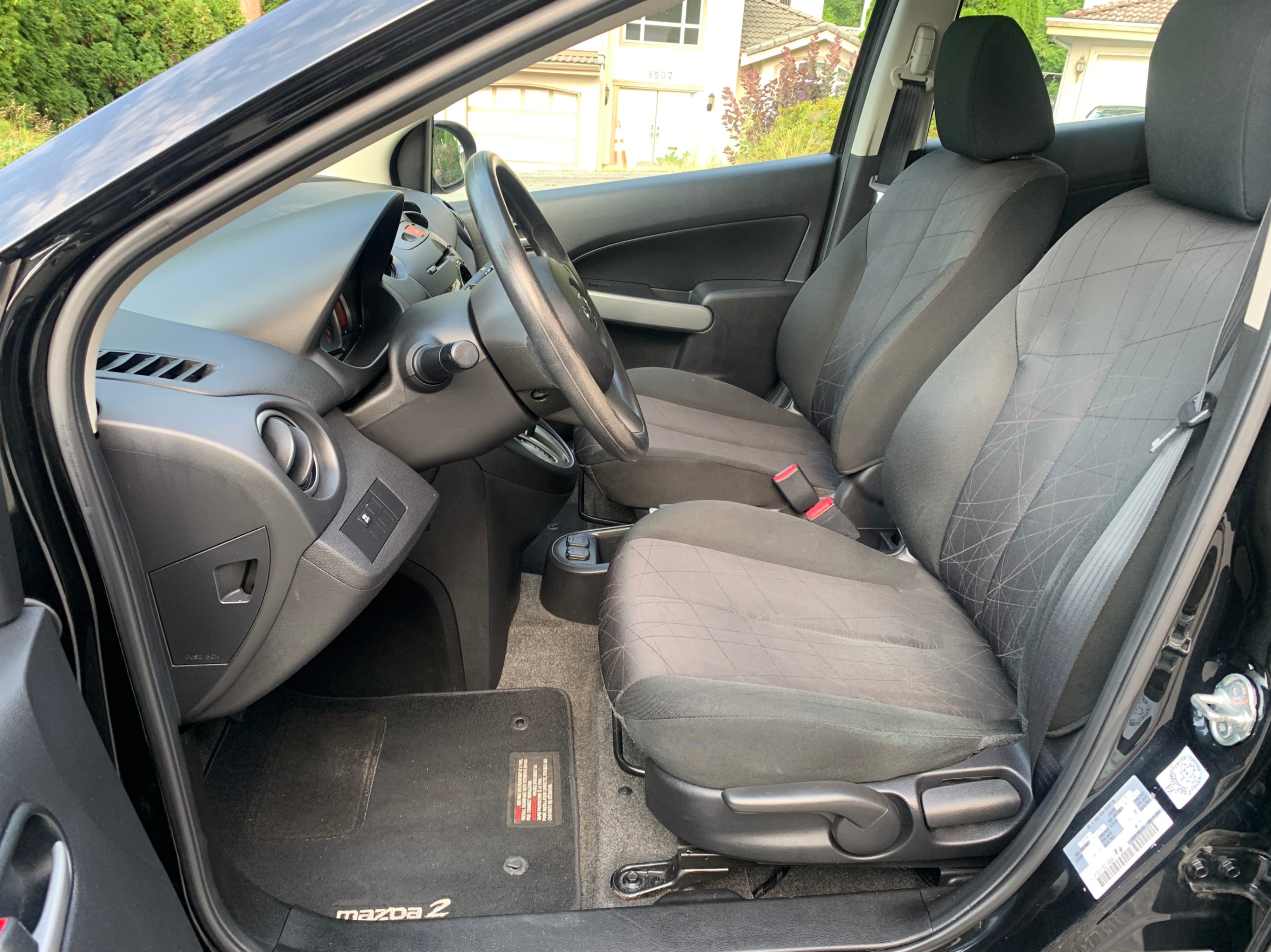 /enixmotorsportltd/2014-Mazda-Mazda2-396853356840998.jpg
