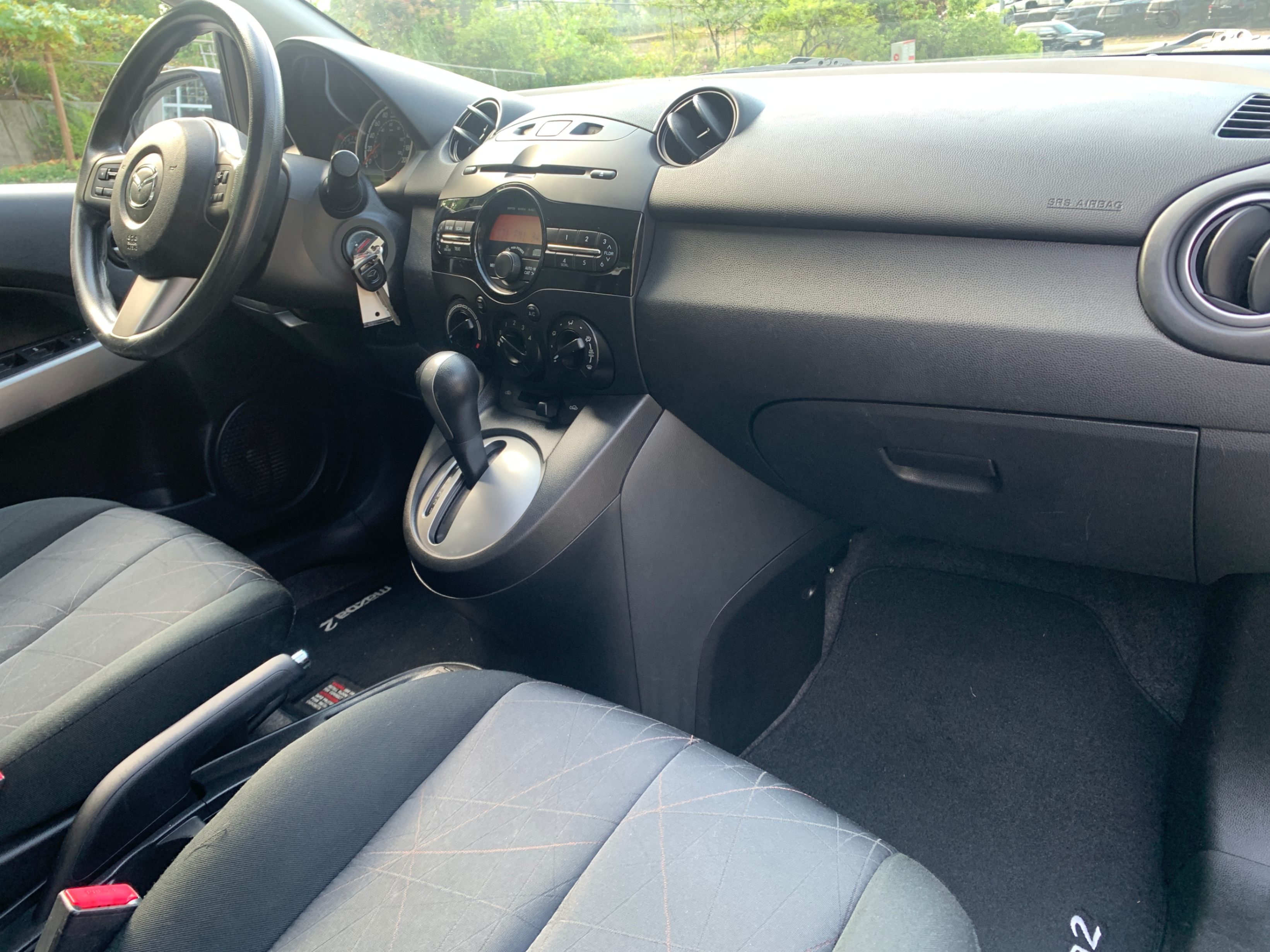 /enixmotorsportltd/2014-Mazda-Mazda2-5185296948168217.jpg