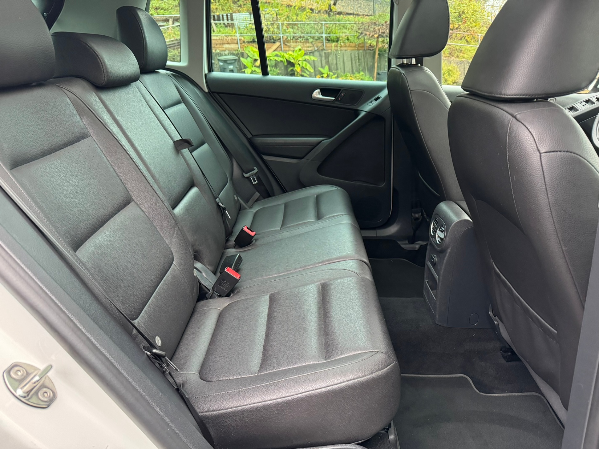 /enixmotorsportltd/2014-Volkswagen-Tiguan-030020389055638086.jpg