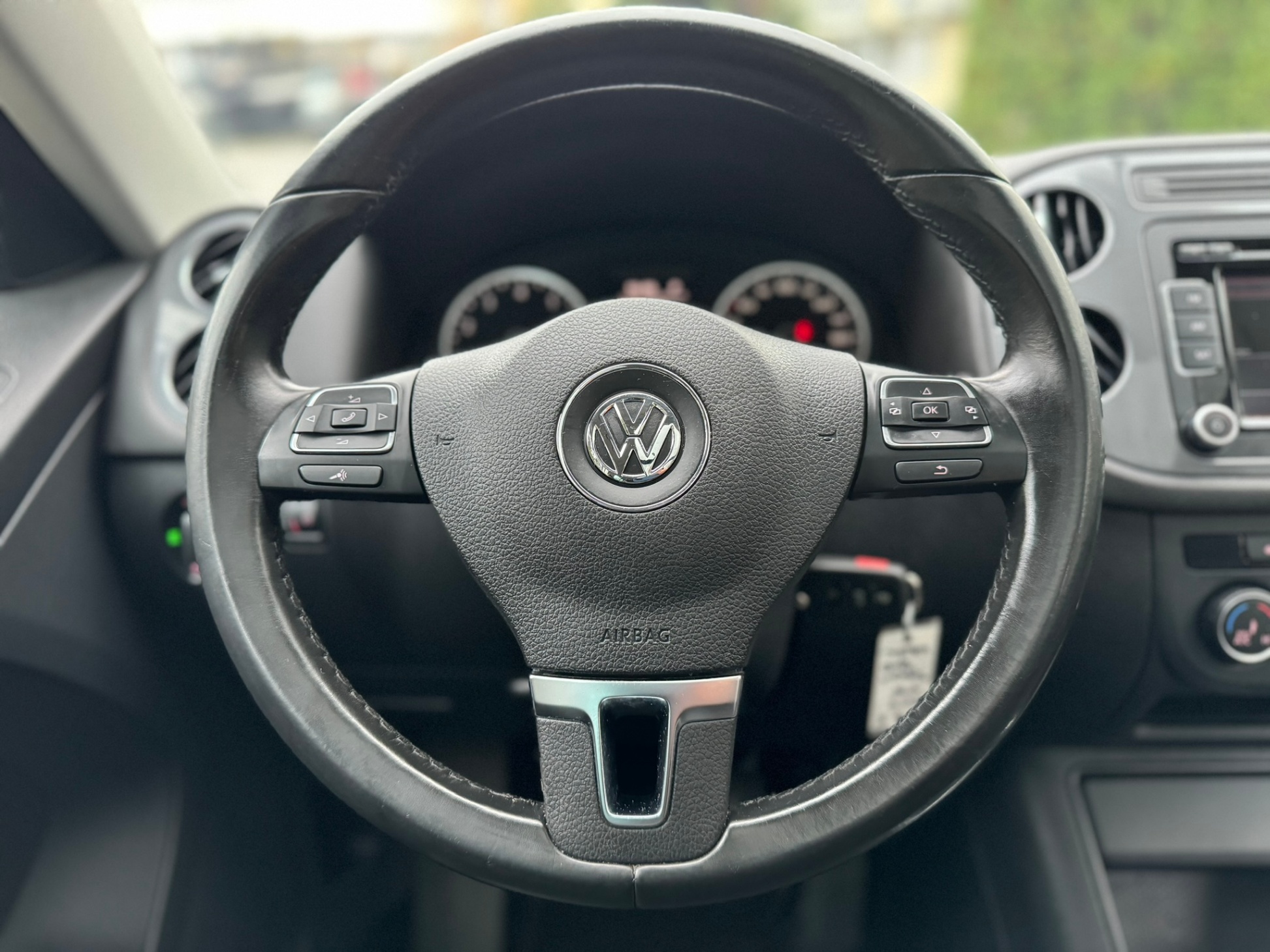 /enixmotorsportltd/2014-Volkswagen-Tiguan-3768823650364972.jpg