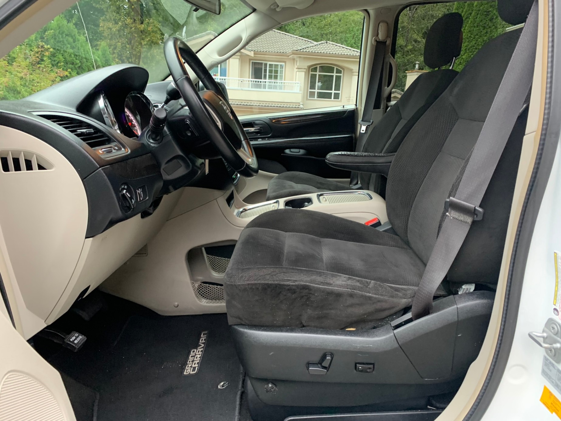 /enixmotorsportltd/2017-Dodge-GrandCaravan-8826300065289172.jpg