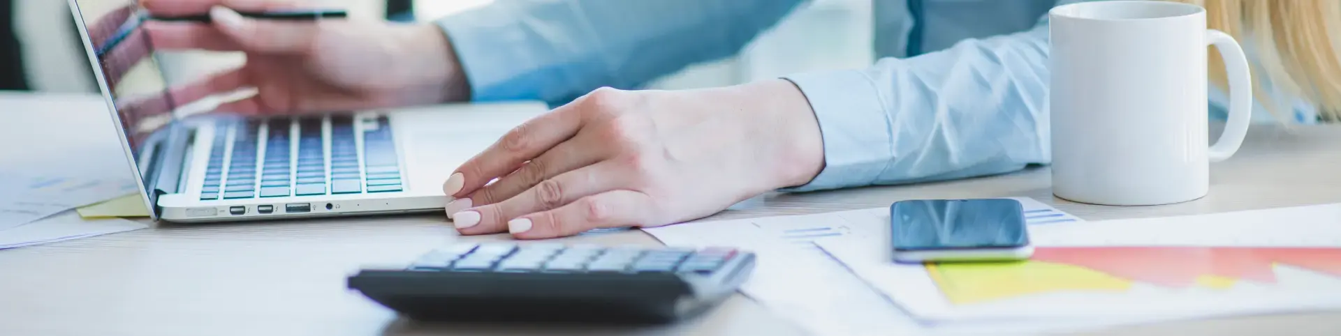 https://hillzcdn.ca/envisionauto/44073529128793787-Finance_Service.webp