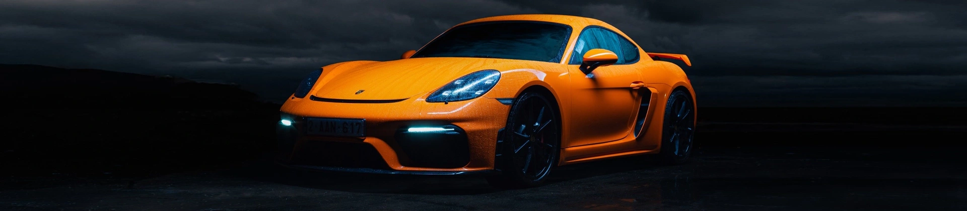 https://hillzcdn.ca/firstgearmotorcar/028450610430191148-textUs.webp