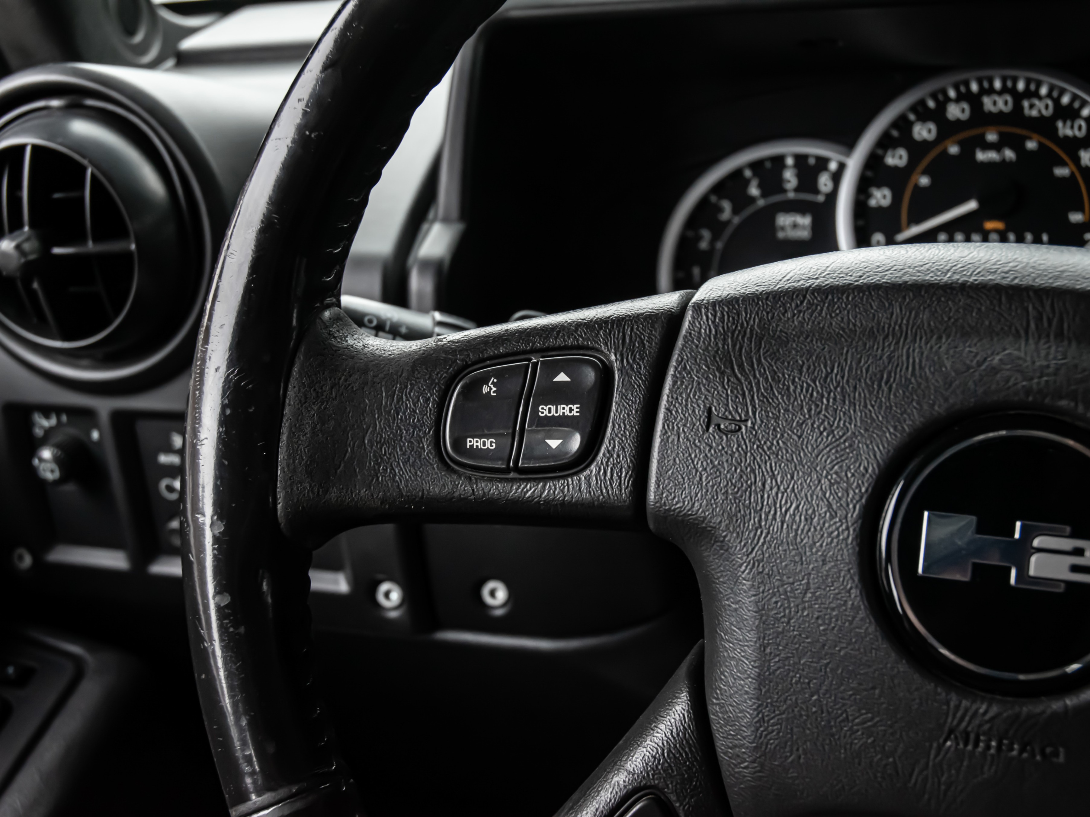 /firstgearmotorcar/2006-Hummer-H2-21663632778490416.jpg