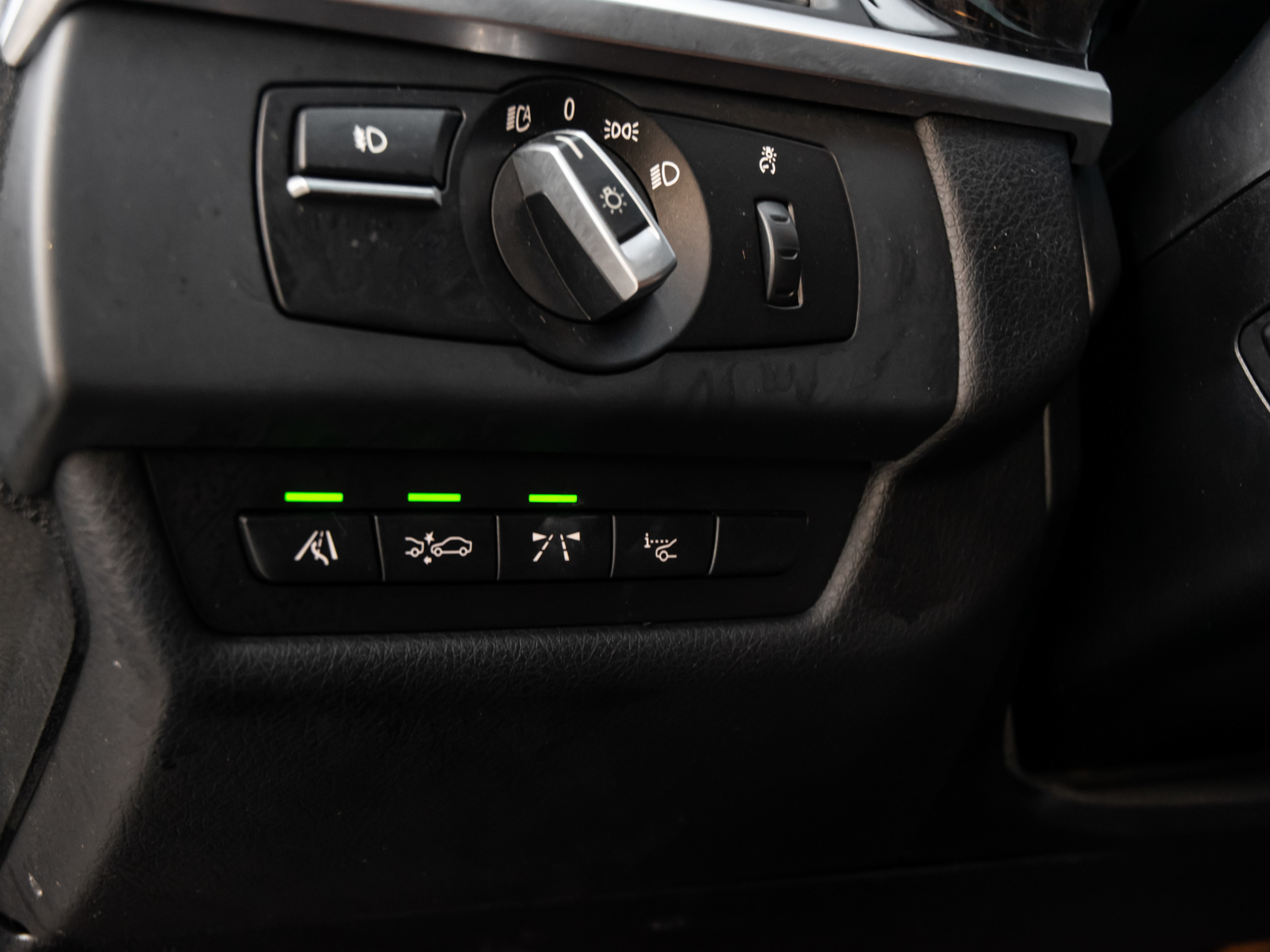 /firstgearmotorcar/2012-BMW-6-Series-47760844535217495.jpg