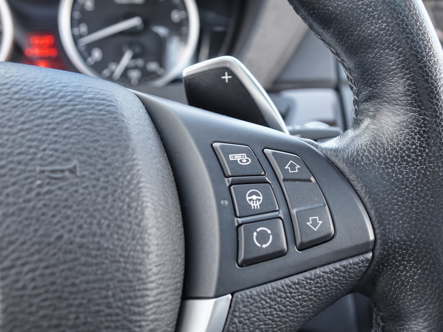 /firstgearmotorcar/2012-BMW-X6-6564626944127101.jpg